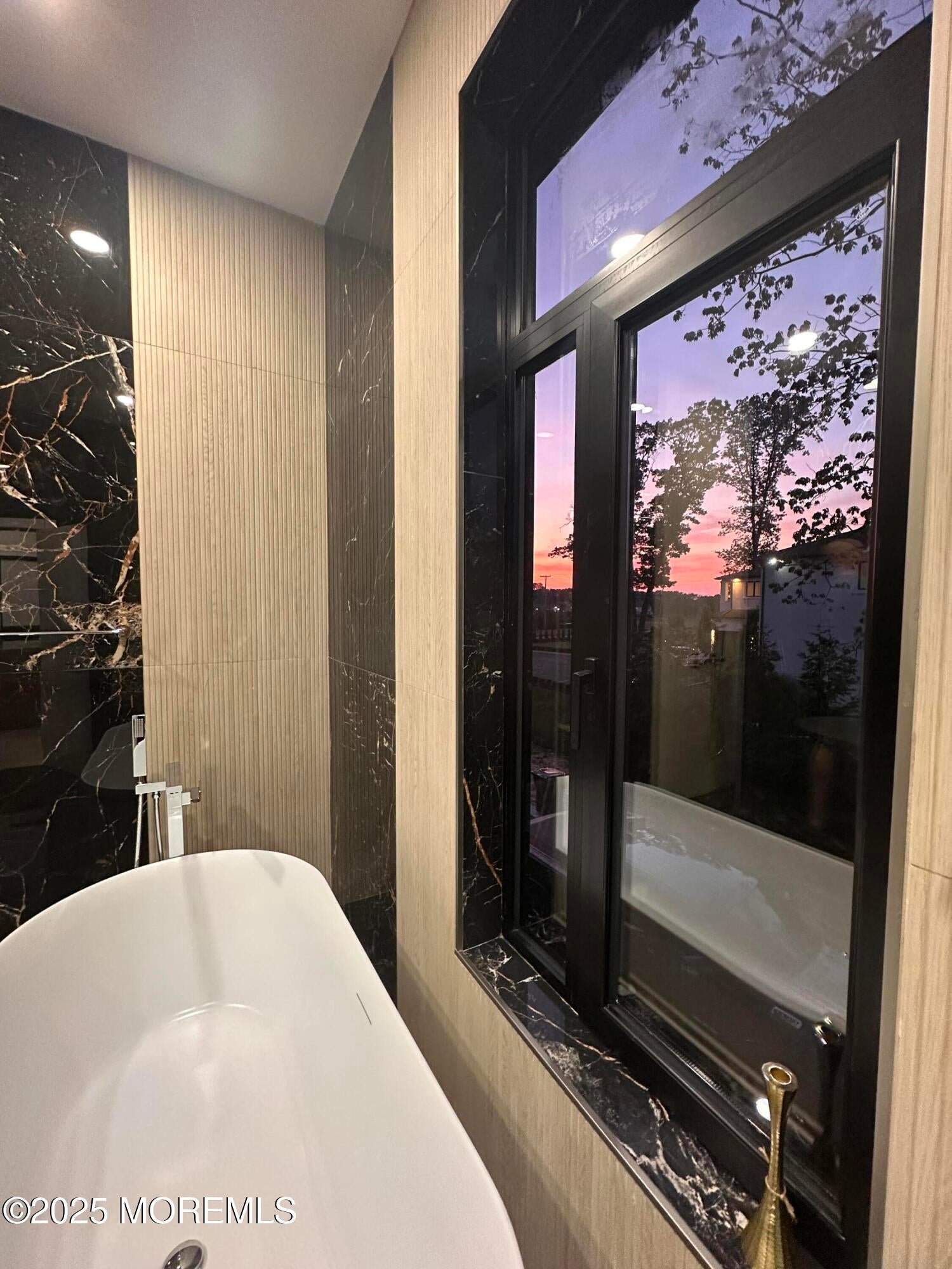 Marlboro, New Jersey, 07746, United States, 5 Bedrooms Bedrooms, ,5 BathroomsBathrooms,Residential,Active,1929654