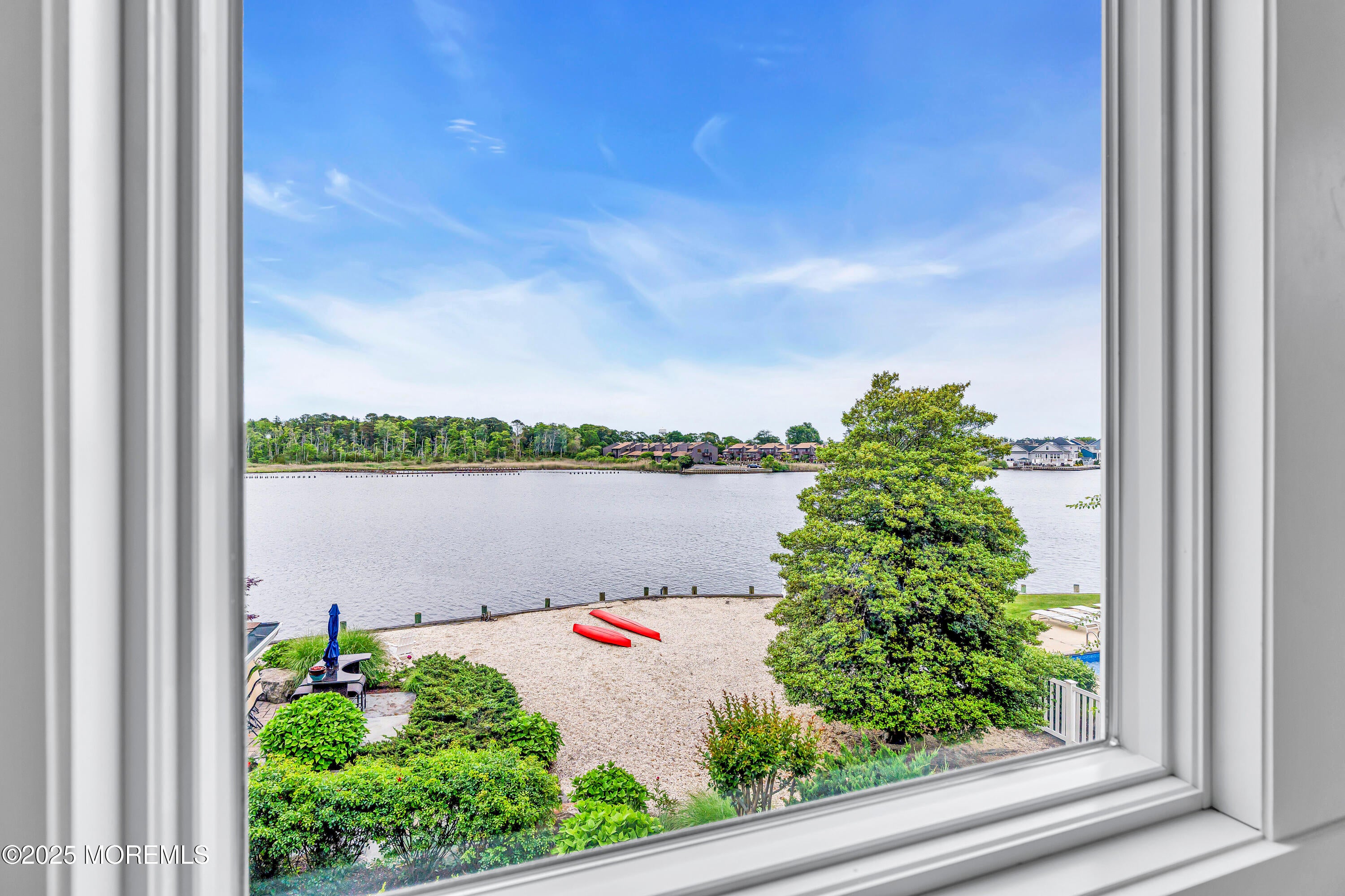 Brick, New Jersey, 08724, United States, 5 Bedrooms Bedrooms, ,3 BathroomsBathrooms,Residential,Pending,1829918