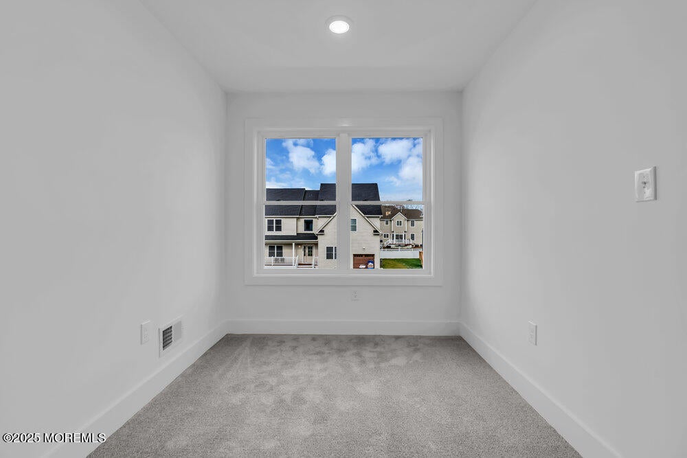 Toms River, New Jersey, 08755, United States, 5 Bedrooms Bedrooms, ,5 BathroomsBathrooms,Residential,Active,1997624