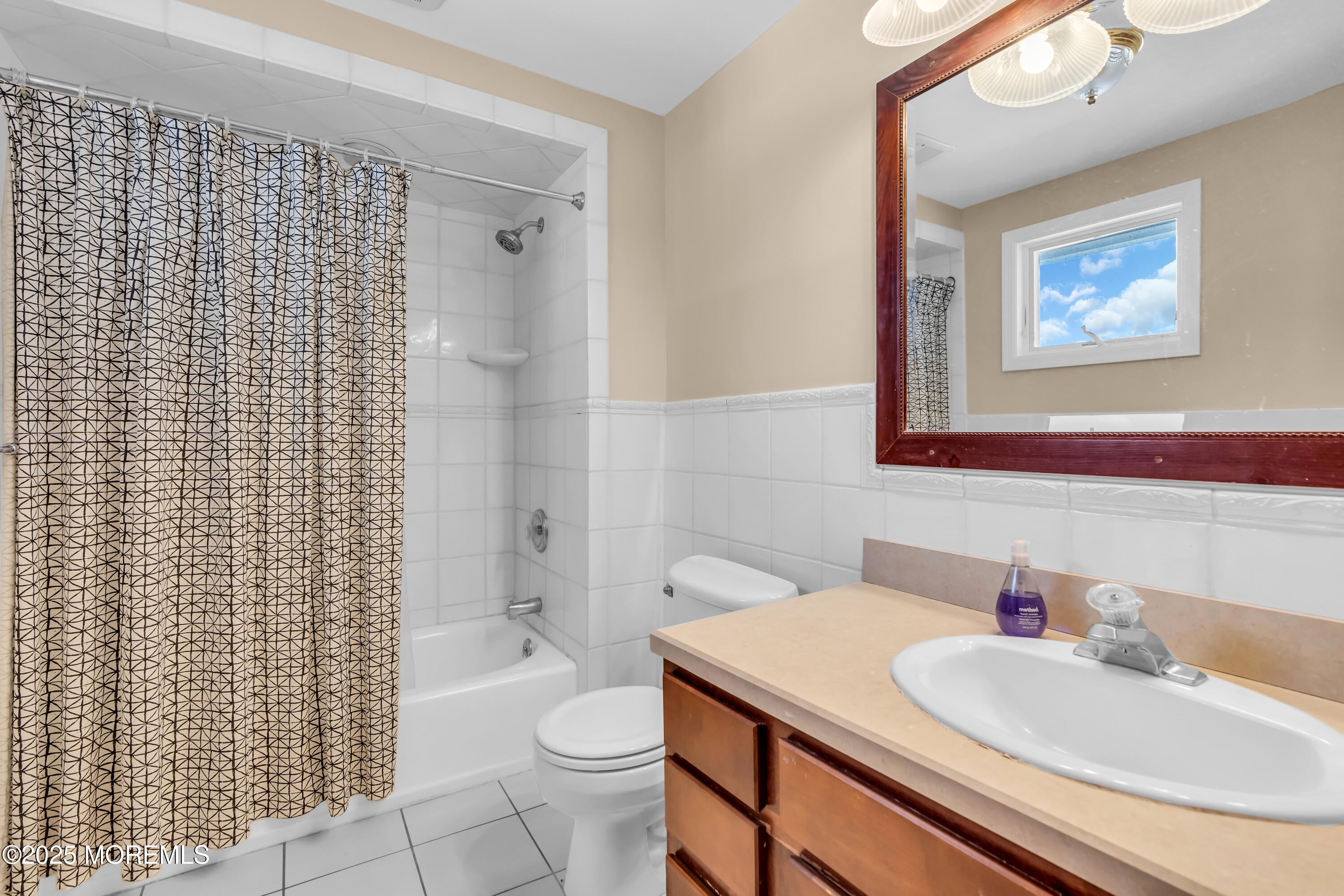 Point Pleasant Beach, New Jersey, 08742, United States, 5 Bedrooms Bedrooms, ,3 BathroomsBathrooms,Residential,Active,1902932