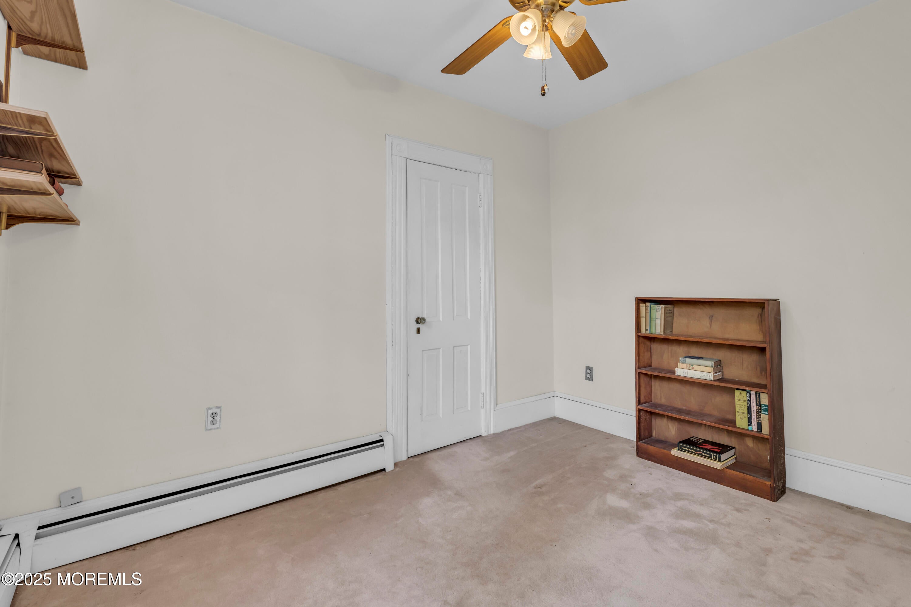 Hazlet, New Jersey, 07730, United States, 4 Bedrooms Bedrooms, ,2 BathroomsBathrooms,Residential,Active,1973535