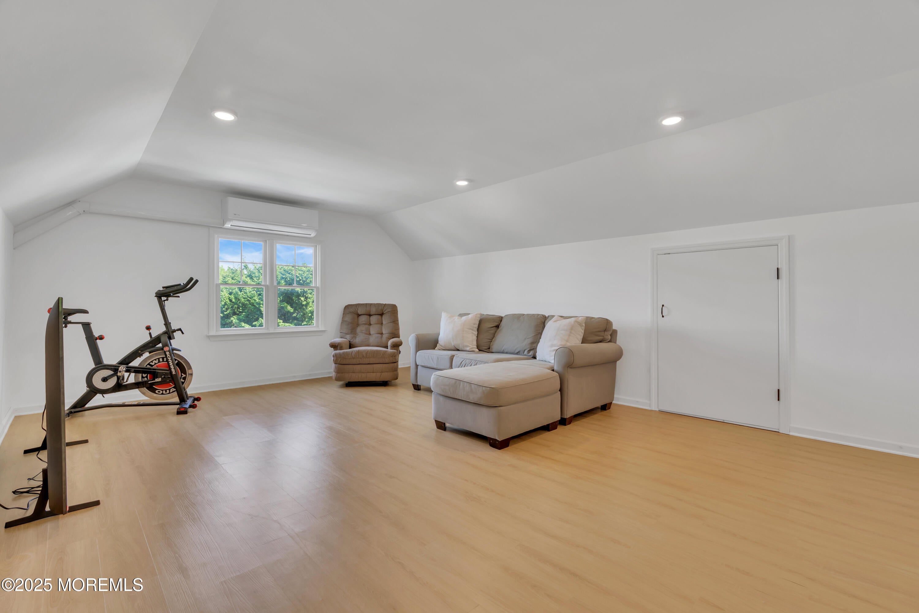 Point Pleasant Beach, New Jersey, 08742, United States, 4 Bedrooms Bedrooms, ,3 BathroomsBathrooms,Residential,Active,2008914