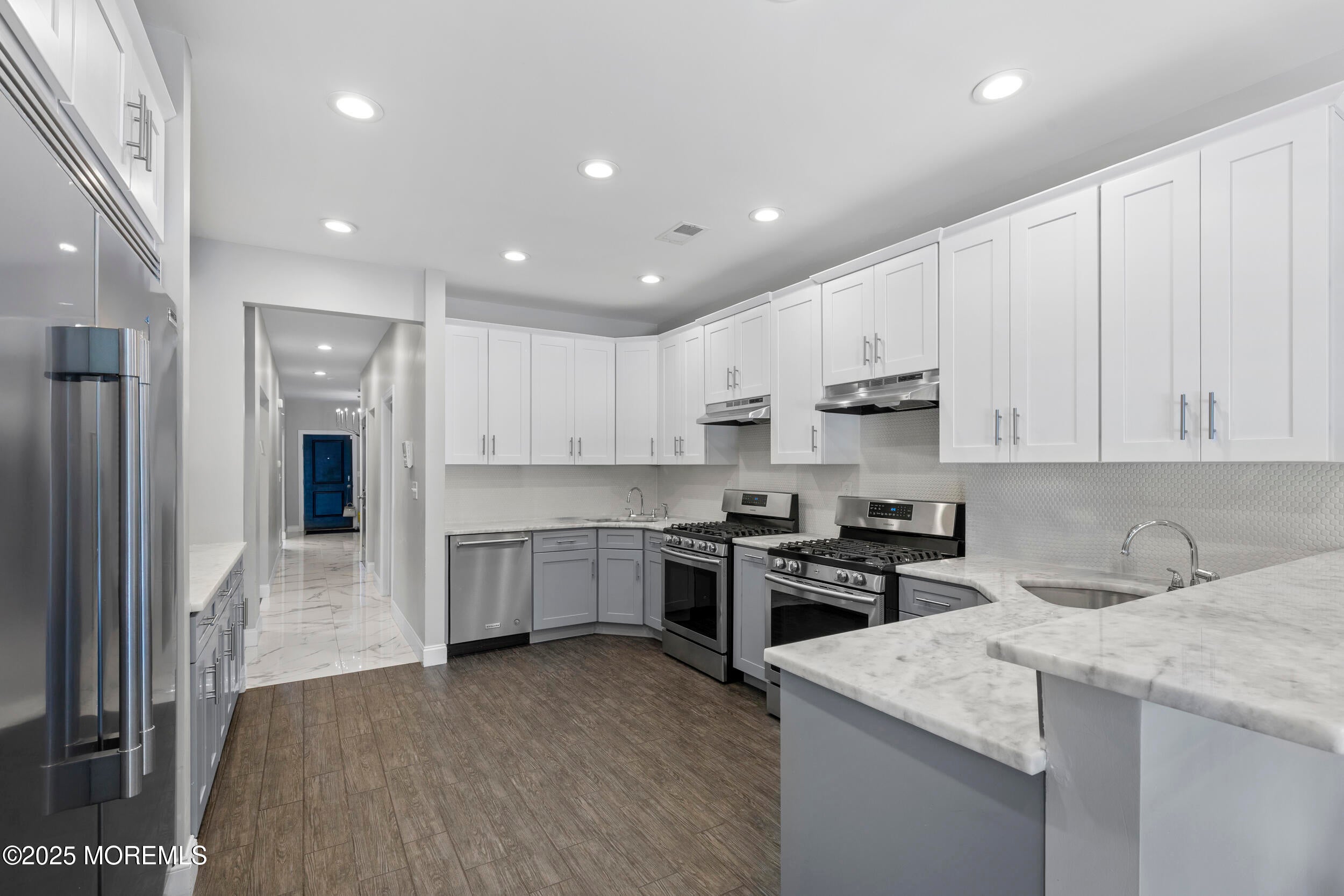 Lakewood, New Jersey, 08701, United States, 10 Bedrooms Bedrooms, ,6 BathroomsBathrooms,Residential,Pending,1973270