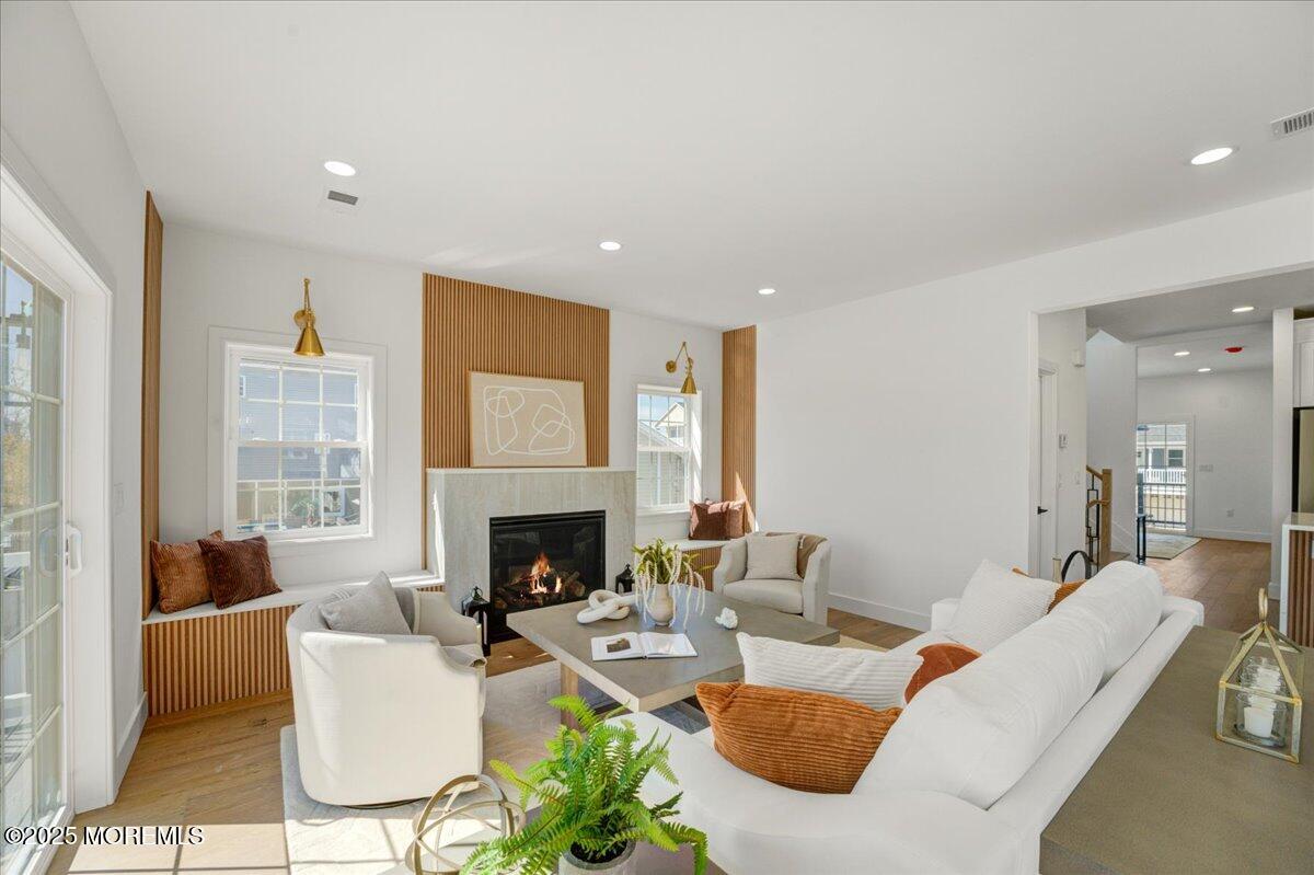 Brick, New Jersey, 08723, United States, 5 Bedrooms Bedrooms, ,3 BathroomsBathrooms,Residential,Active,2009154