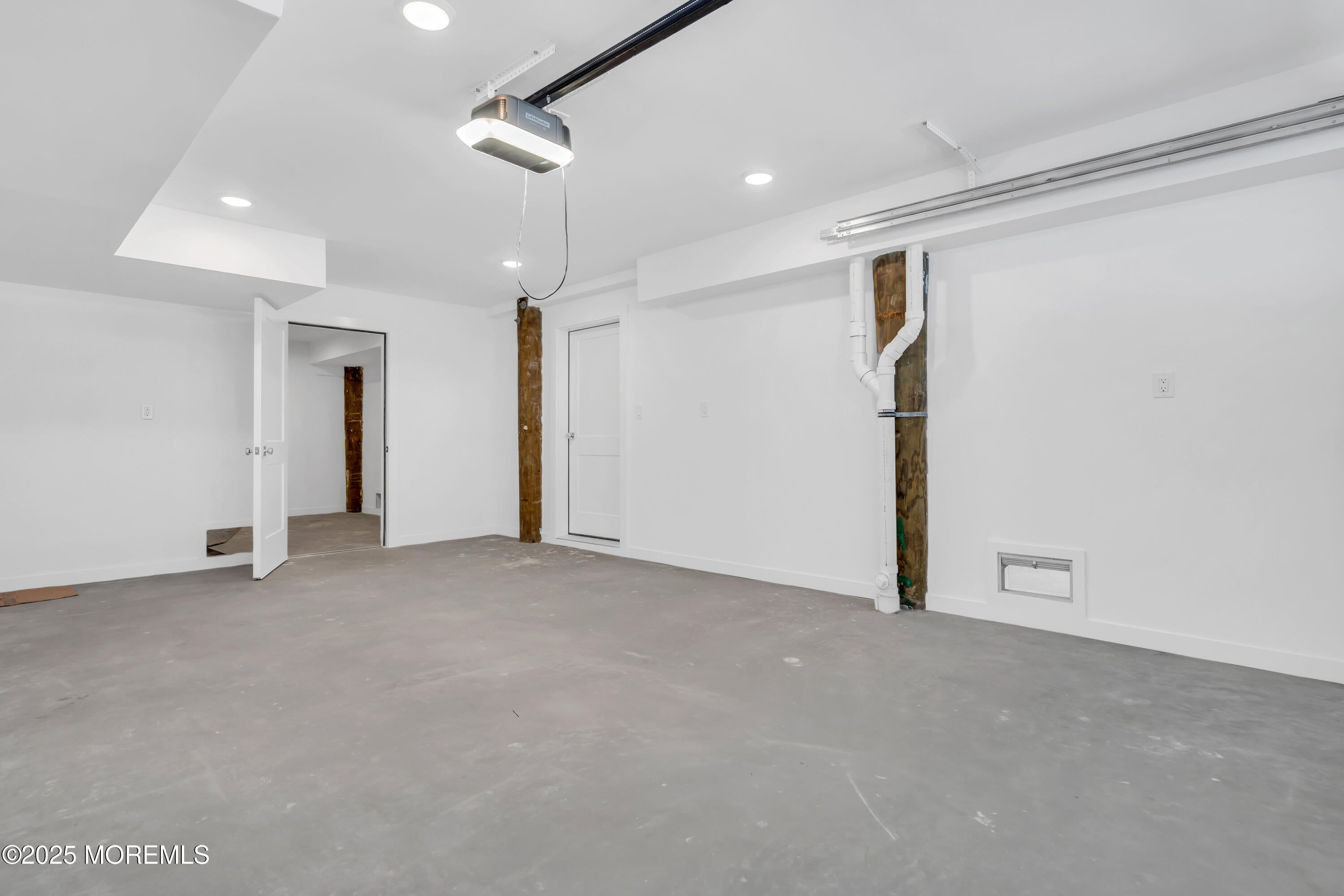 Ortley Beach, New Jersey, 08751, United States, 4 Bedrooms Bedrooms, ,4 BathroomsBathrooms,Residential,Active,1969690