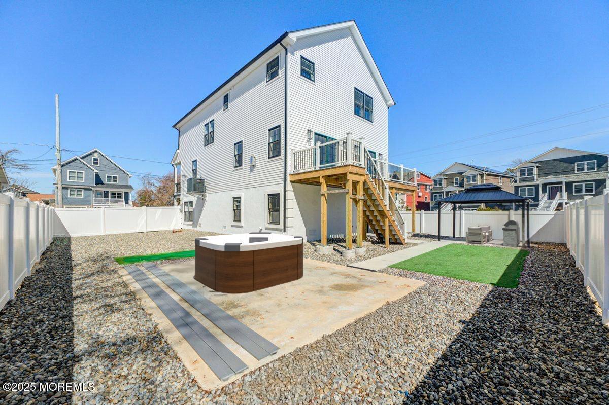 Brick, New Jersey, 08723, United States, 5 Bedrooms Bedrooms, ,3 BathroomsBathrooms,Residential,Active,2009154