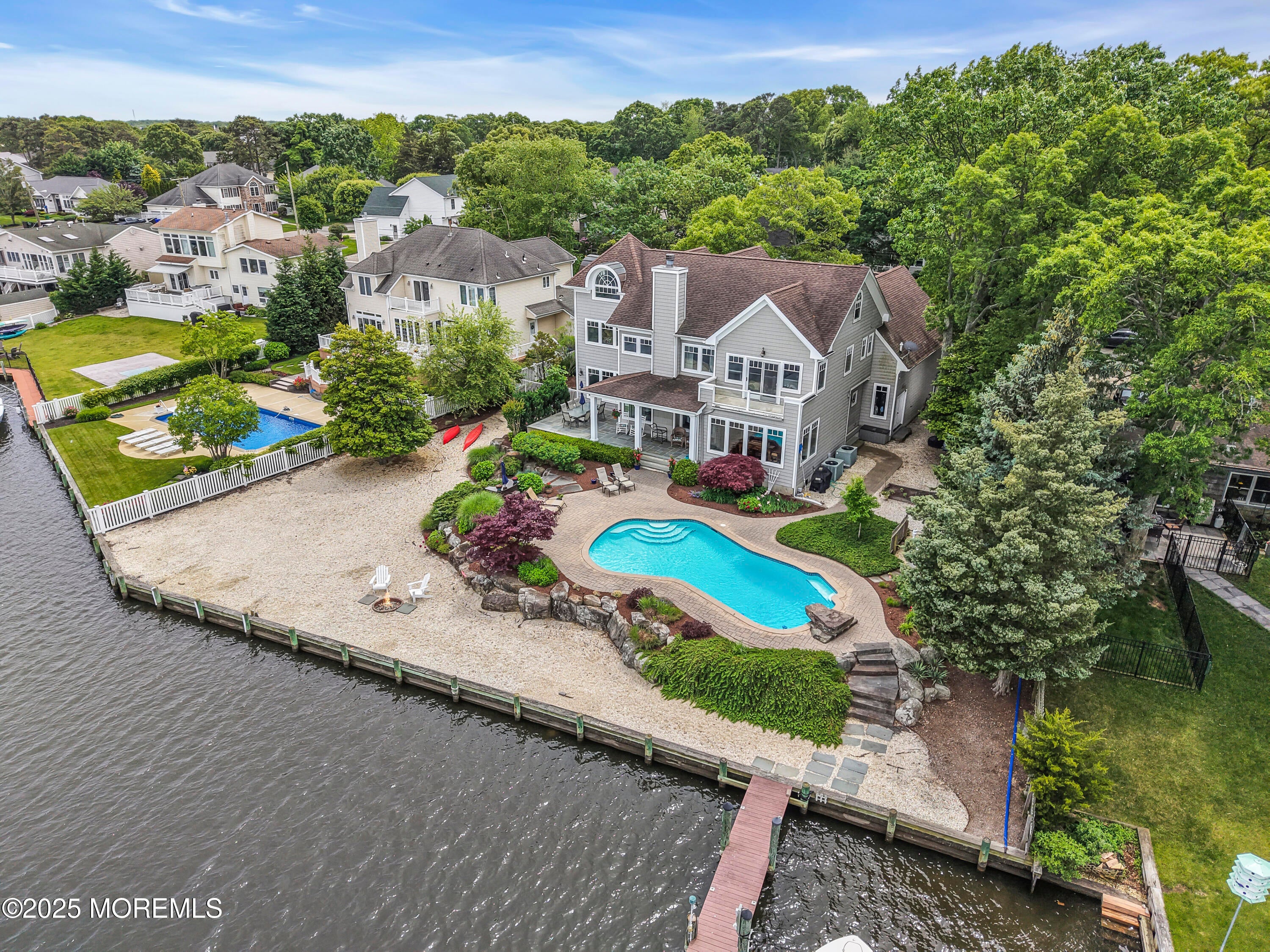 Brick, New Jersey, 08724, United States, 5 Bedrooms Bedrooms, ,3 BathroomsBathrooms,Residential,Pending,1829918