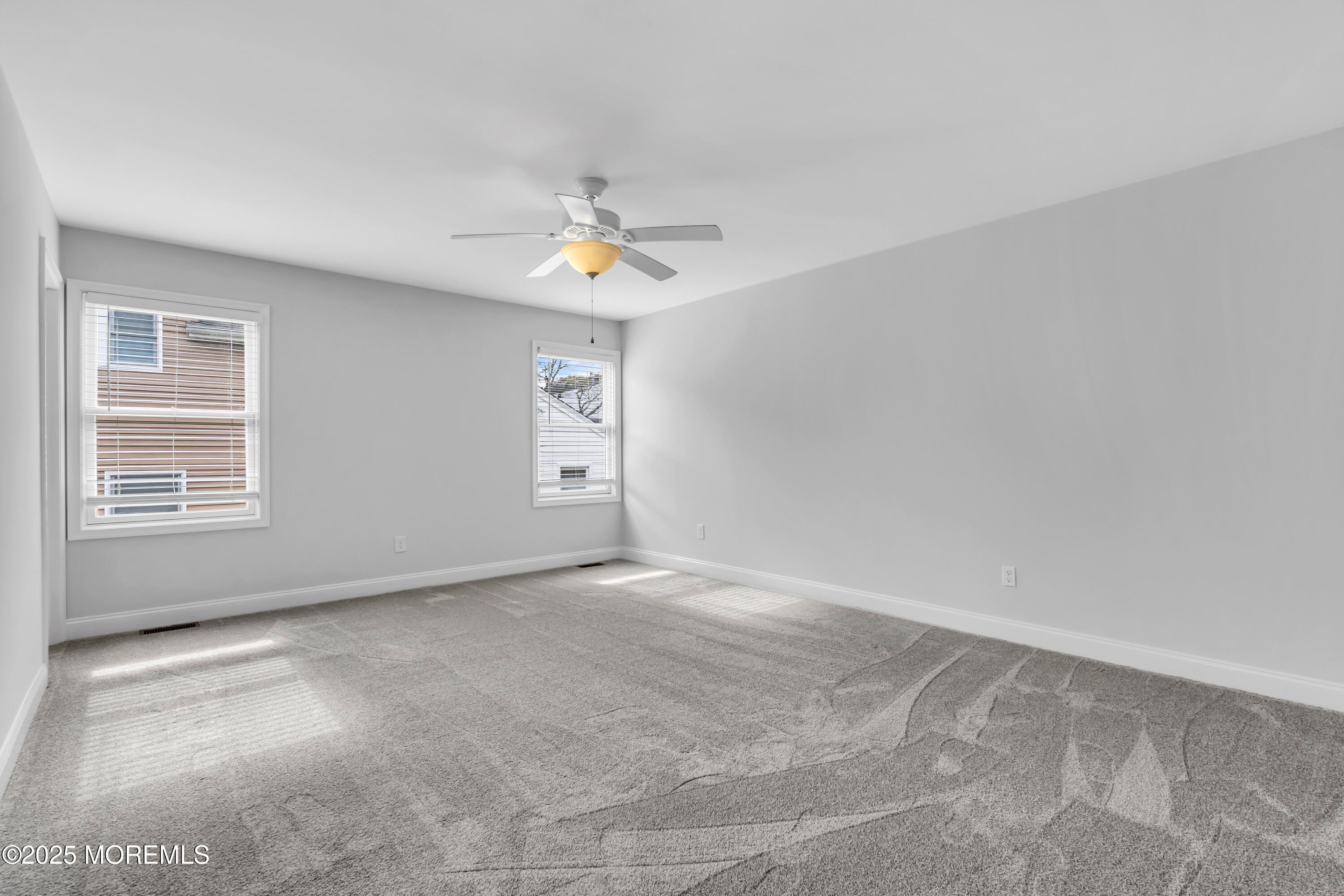 Point Pleasant Beach, New Jersey, 08742, United States, 3 Bedrooms Bedrooms, ,2 BathroomsBathrooms,Residential,Active,1969640