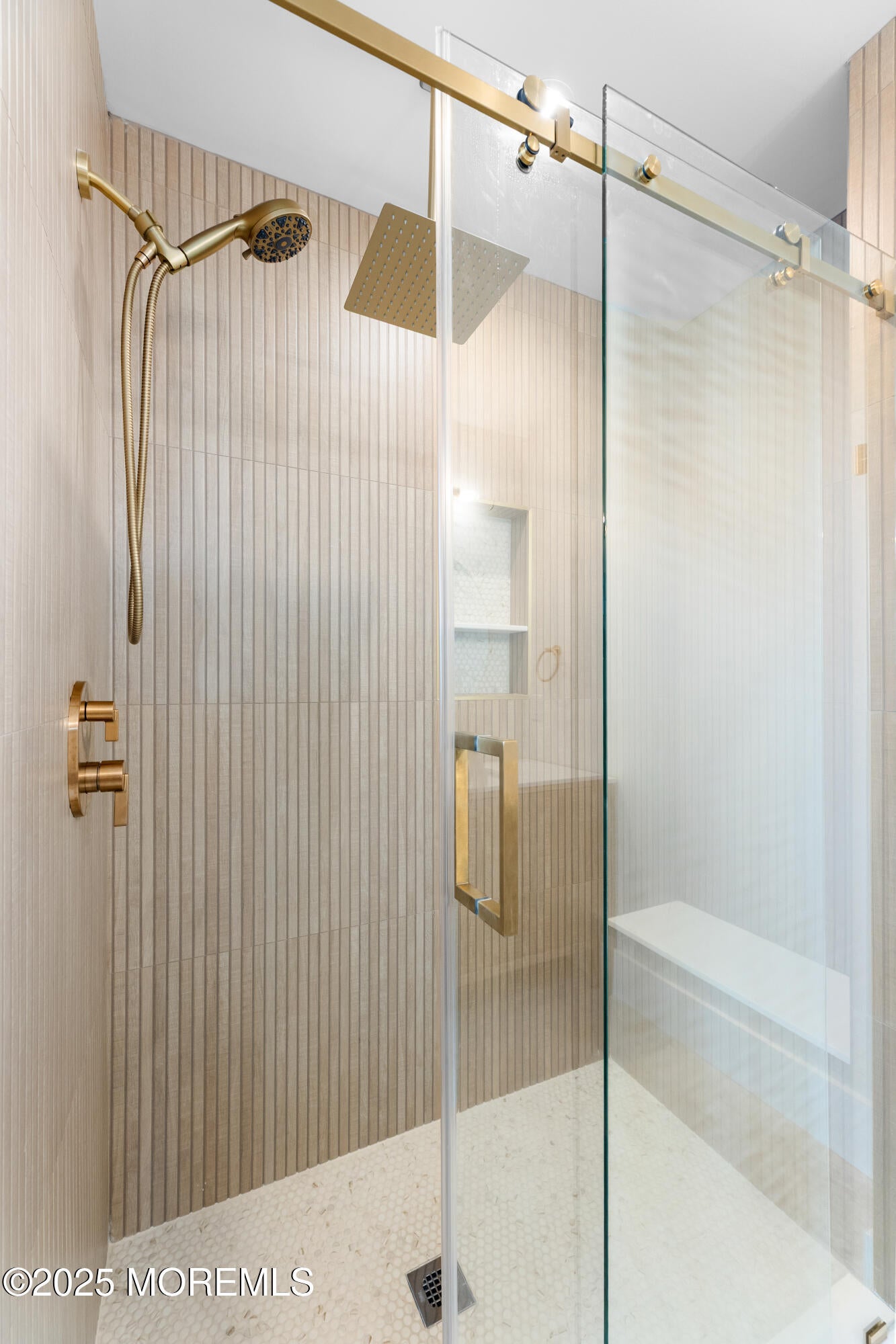 Beach Haven, New Jersey, 08008, United States, 6 Bedrooms Bedrooms, ,6 BathroomsBathrooms,Residential,Active,1969766