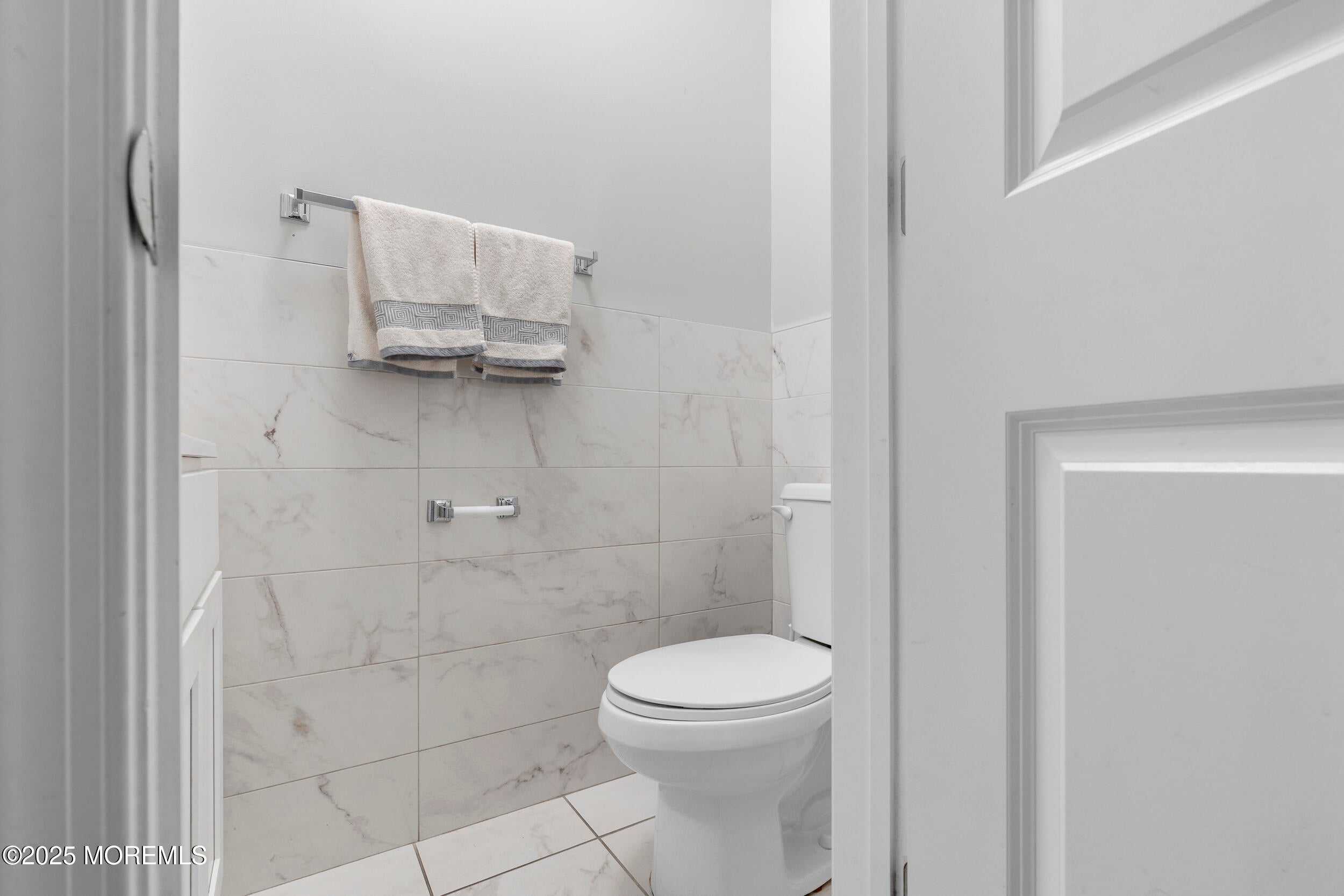 Lakewood, New Jersey, 08701, United States, 10 Bedrooms Bedrooms, ,6 BathroomsBathrooms,Residential,Pending,1973270