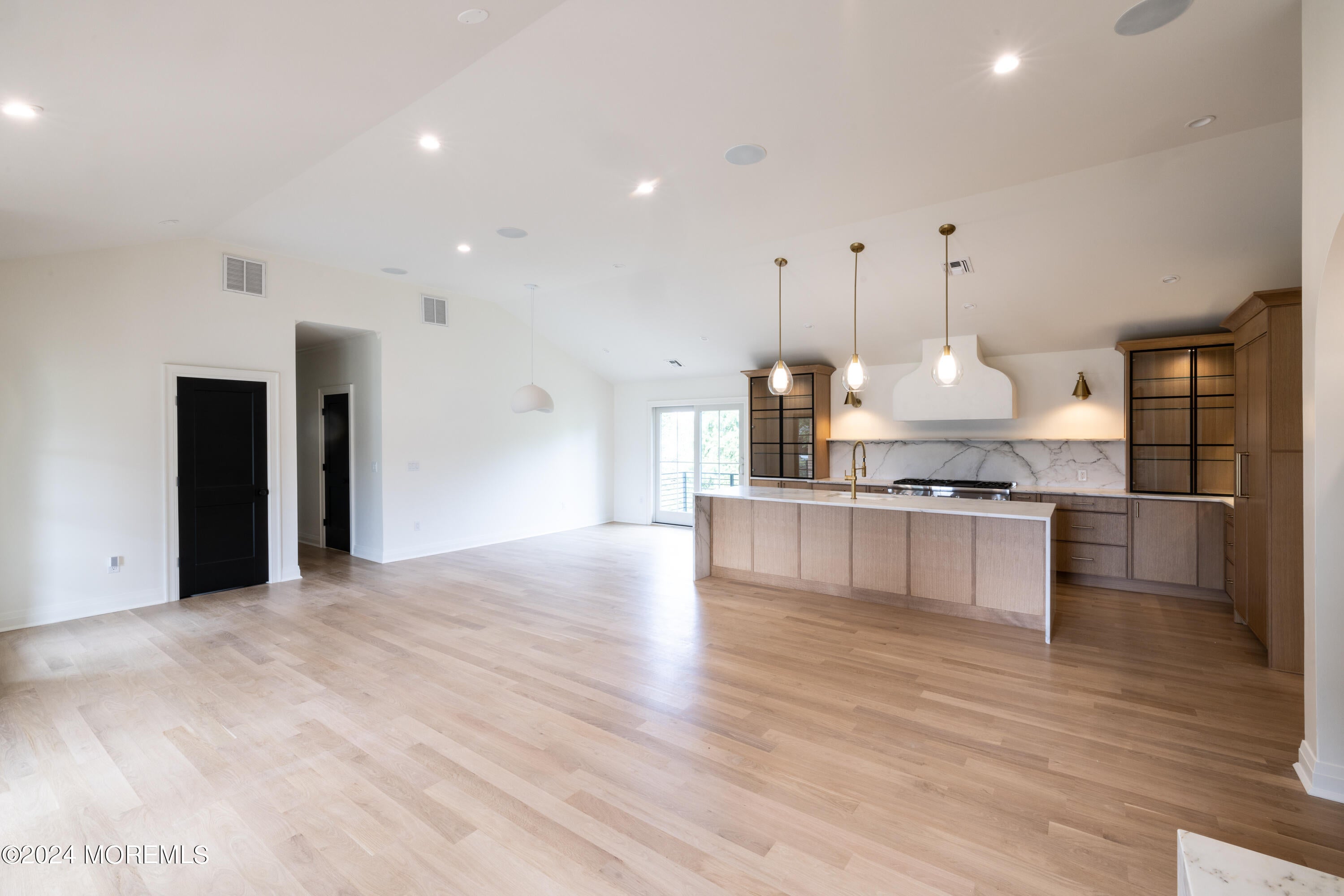 Oceanport, New Jersey, 07757, United States, 5 Bedrooms Bedrooms, ,5 BathroomsBathrooms,Residential,Active,1953251
