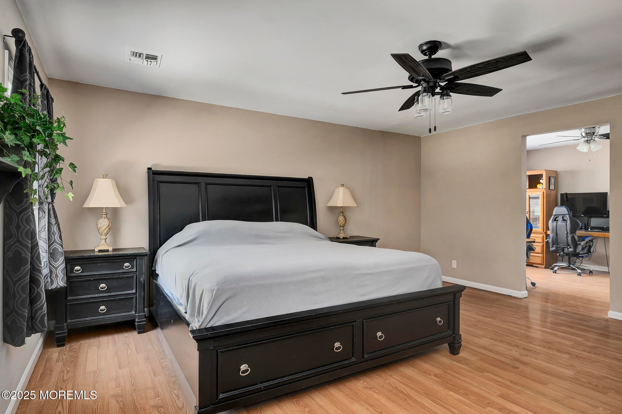 Manahawkin, New Jersey, 08050, United States, 4 Bedrooms Bedrooms, ,4 BathroomsBathrooms,Residential,Active,1879978