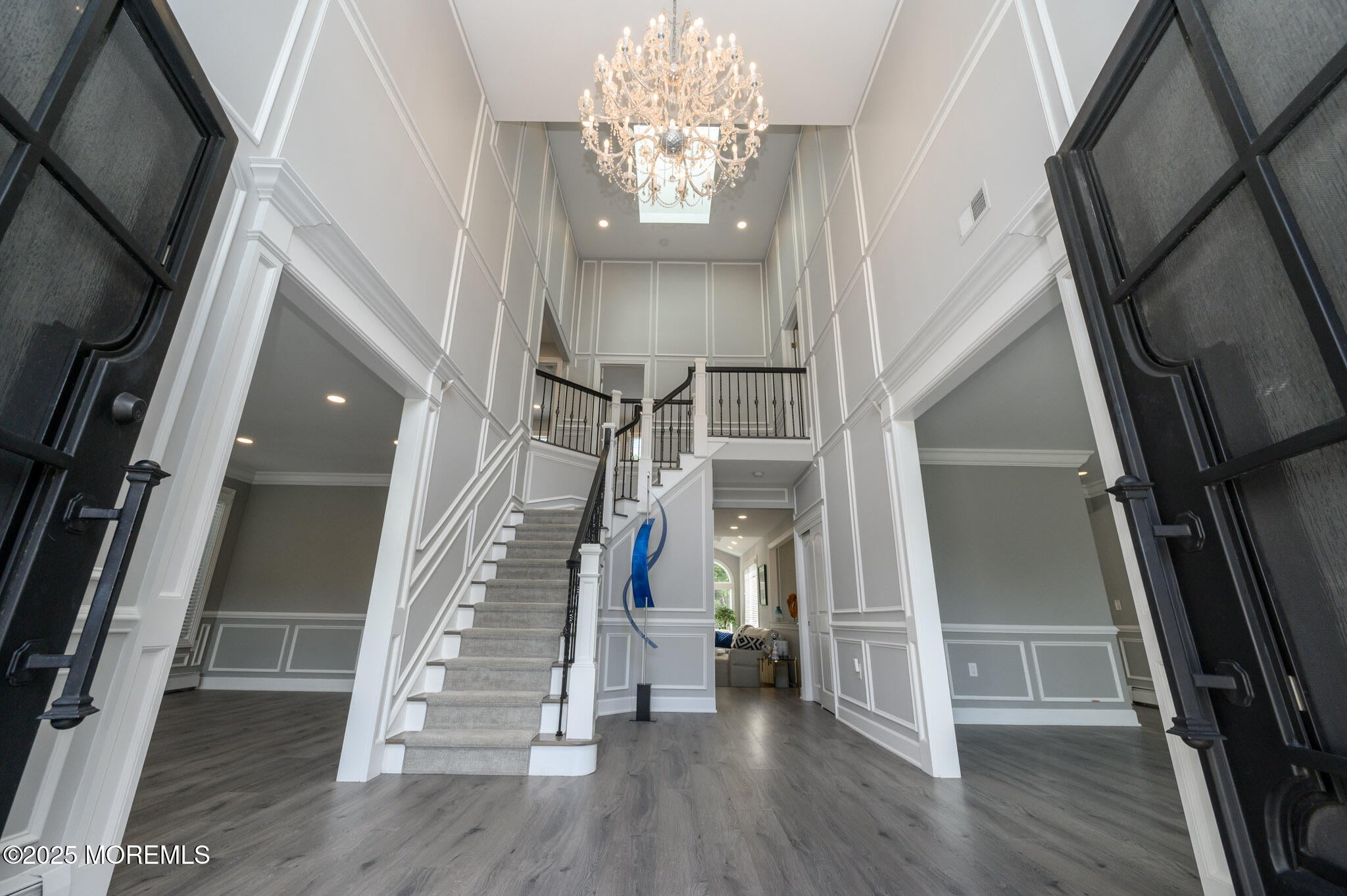 Manalapan, New Jersey, 07726, United States, 6 Bedrooms Bedrooms, ,4 BathroomsBathrooms,Residential,Active,1929411