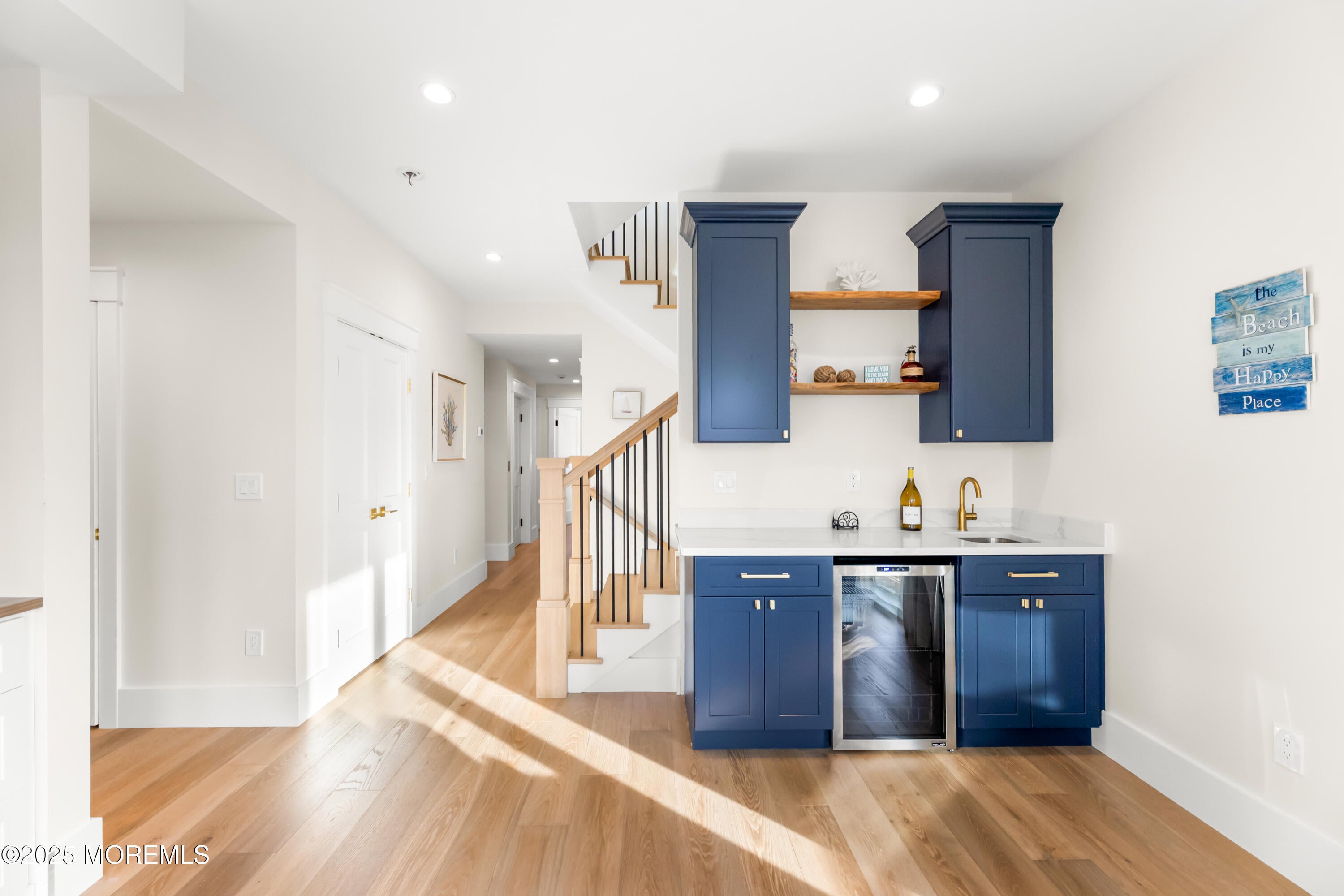 Beach Haven, New Jersey, 08008, United States, 6 Bedrooms Bedrooms, ,6 BathroomsBathrooms,Residential,Active,1969766