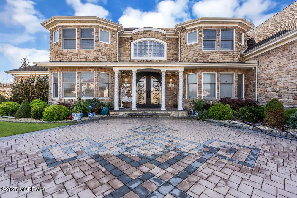 Toms River, New Jersey, 08753, United States, 5 Bedrooms Bedrooms, ,4 BathroomsBathrooms,Residential,Active,1989768