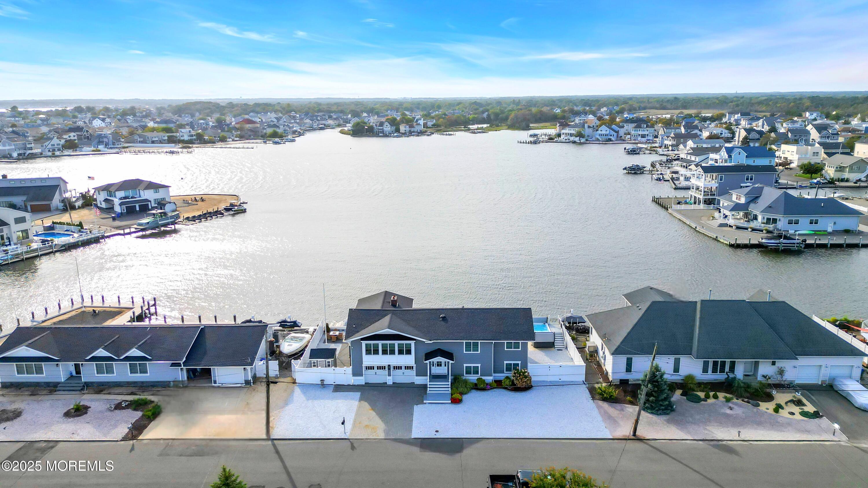 Toms River, New Jersey, 08753, United States, 5 Bedrooms Bedrooms, ,3 BathroomsBathrooms,Residential,Active,1952599