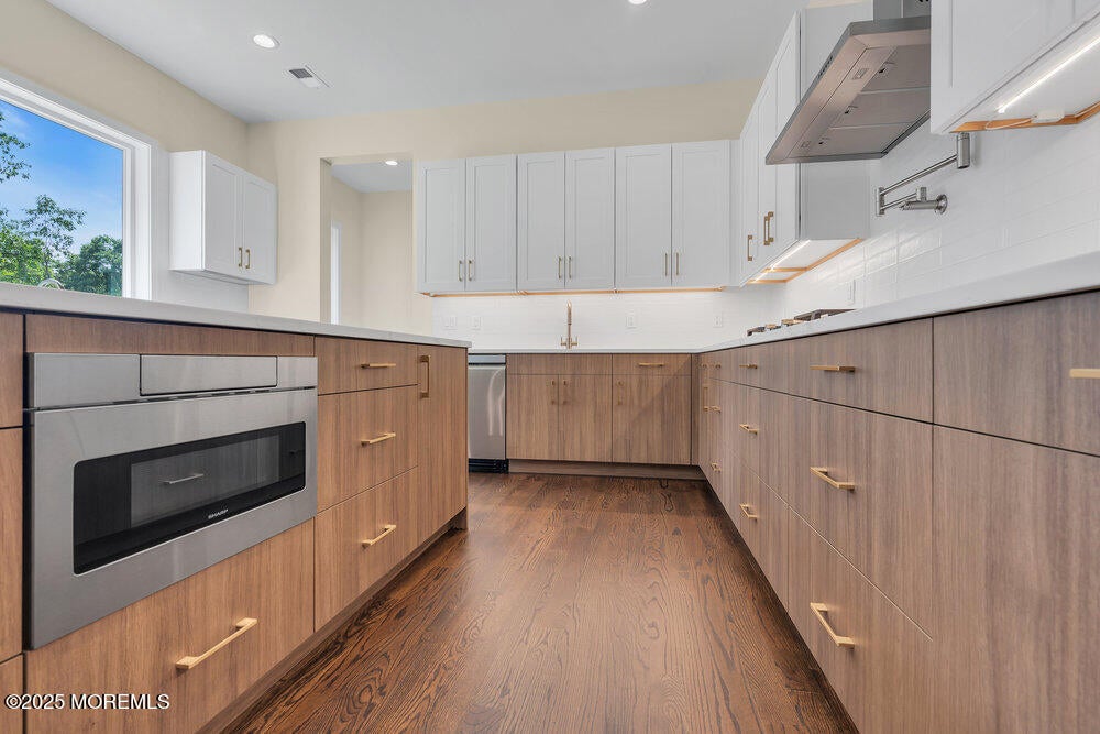 Jackson, New Jersey, 08527, United States, 6 Bedrooms Bedrooms, ,4 BathroomsBathrooms,Residential,Active,1973337