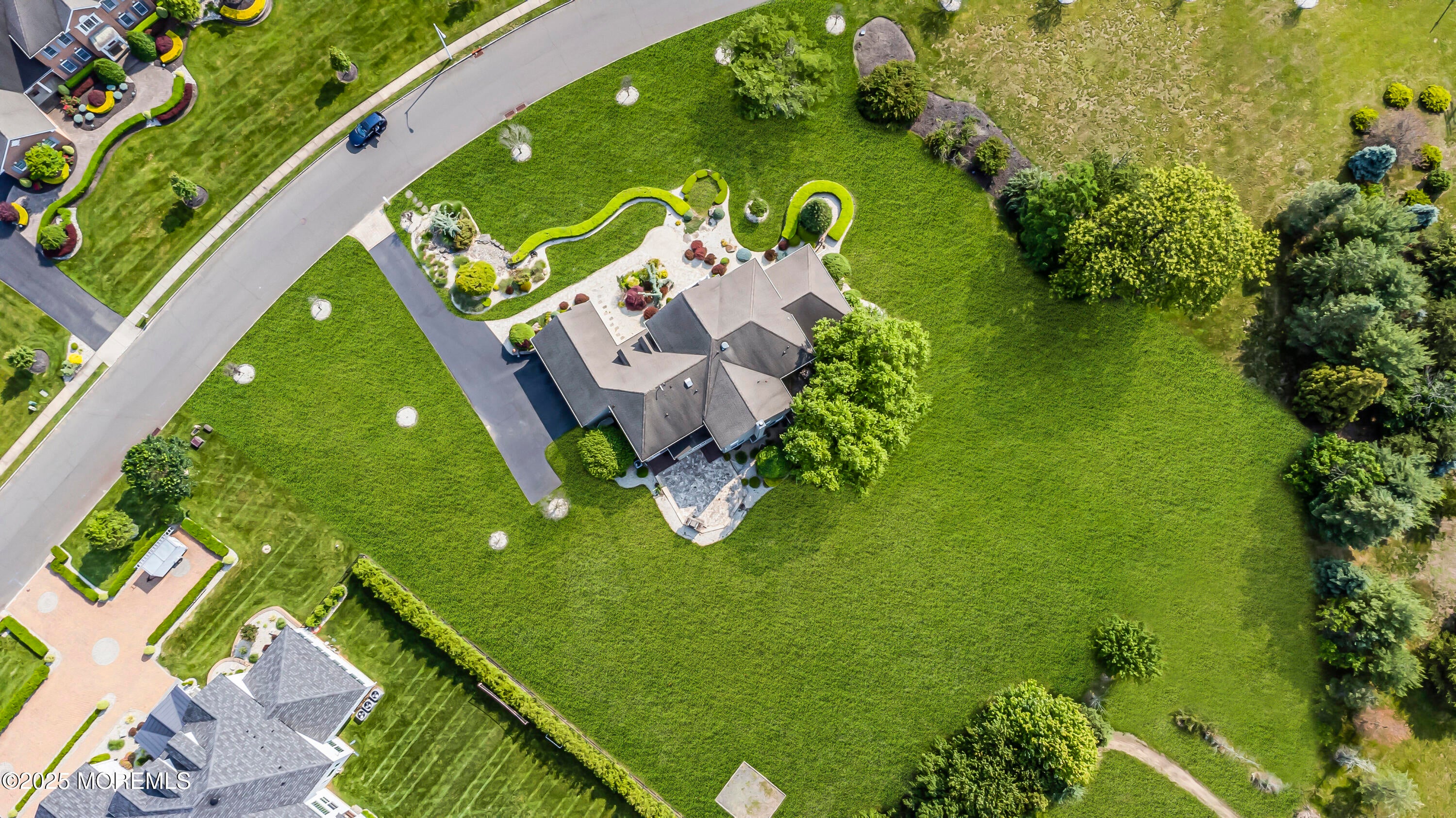 Farmingdale, New Jersey, 07727, United States, 4 Bedrooms Bedrooms, ,5 BathroomsBathrooms,Residential,Active,1868149