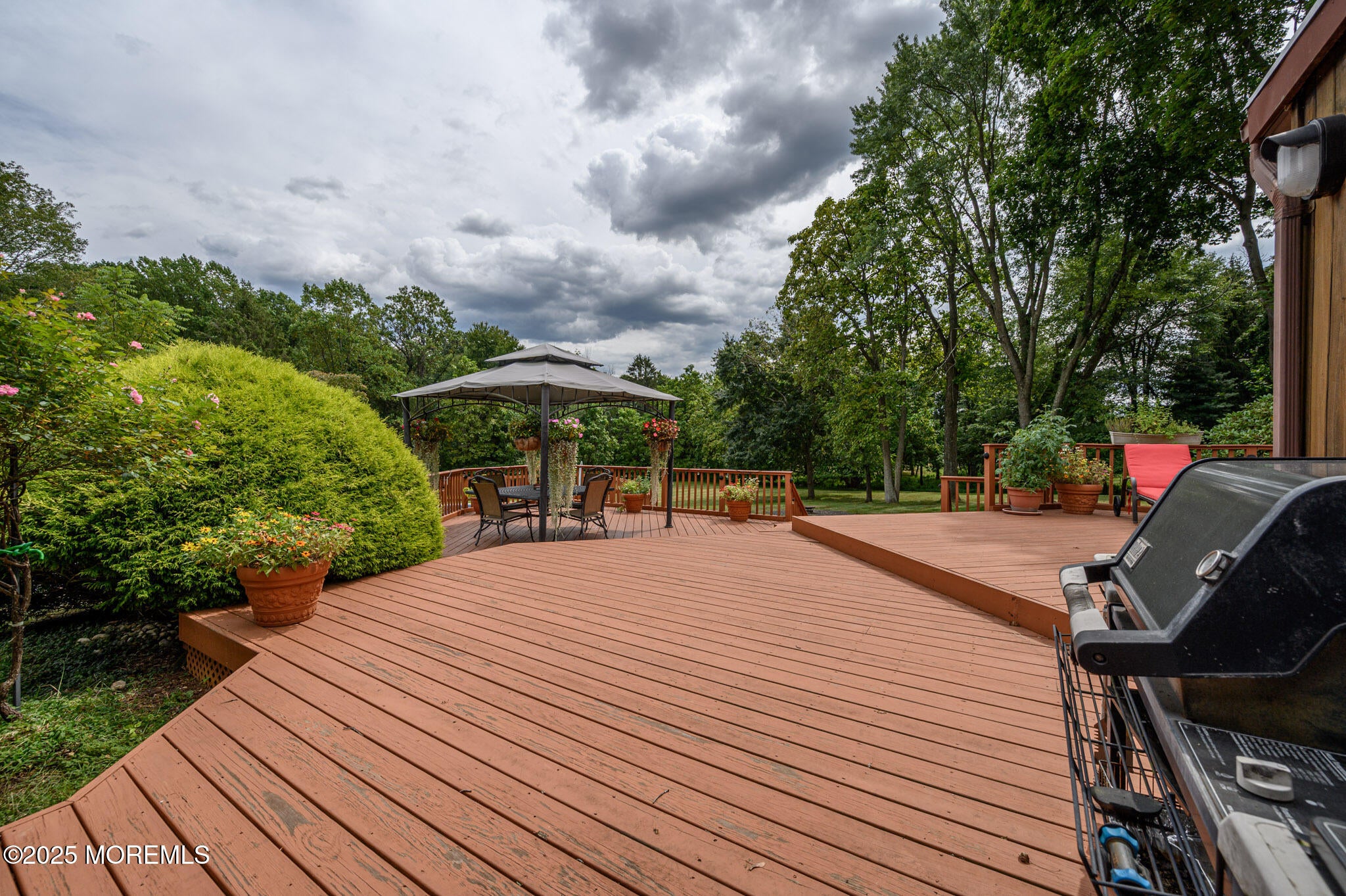 Holmdel, New Jersey, 07733, United States, 4 Bedrooms Bedrooms, ,3 BathroomsBathrooms,Residential,Active,1962185