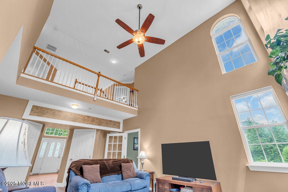 Manalapan, New Jersey, 07726, United States, 4 Bedrooms Bedrooms, ,4 BathroomsBathrooms,Residential,Active,1871928