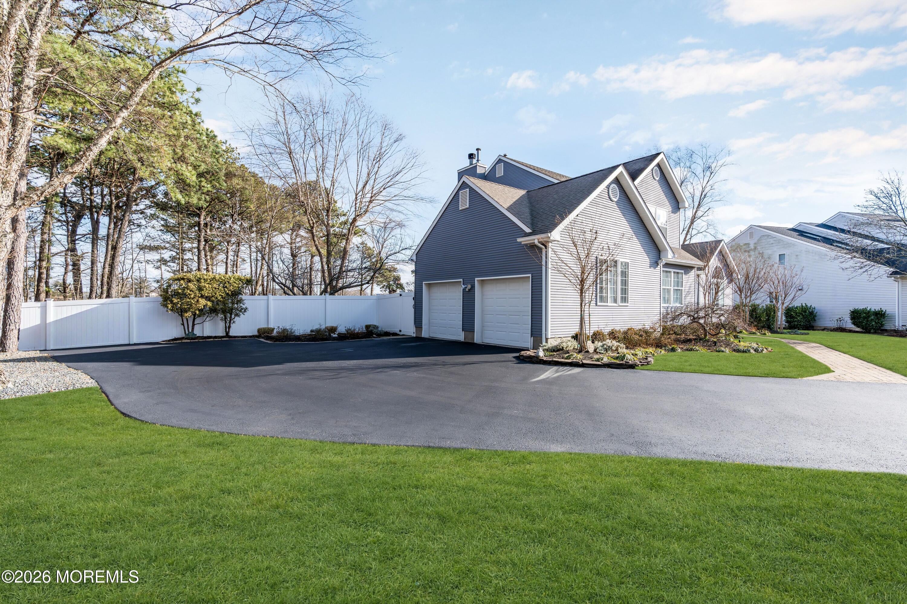 Brick, New Jersey, 08724, United States, 5 Bedrooms Bedrooms, ,3 BathroomsBathrooms,Residential,Active,2007172