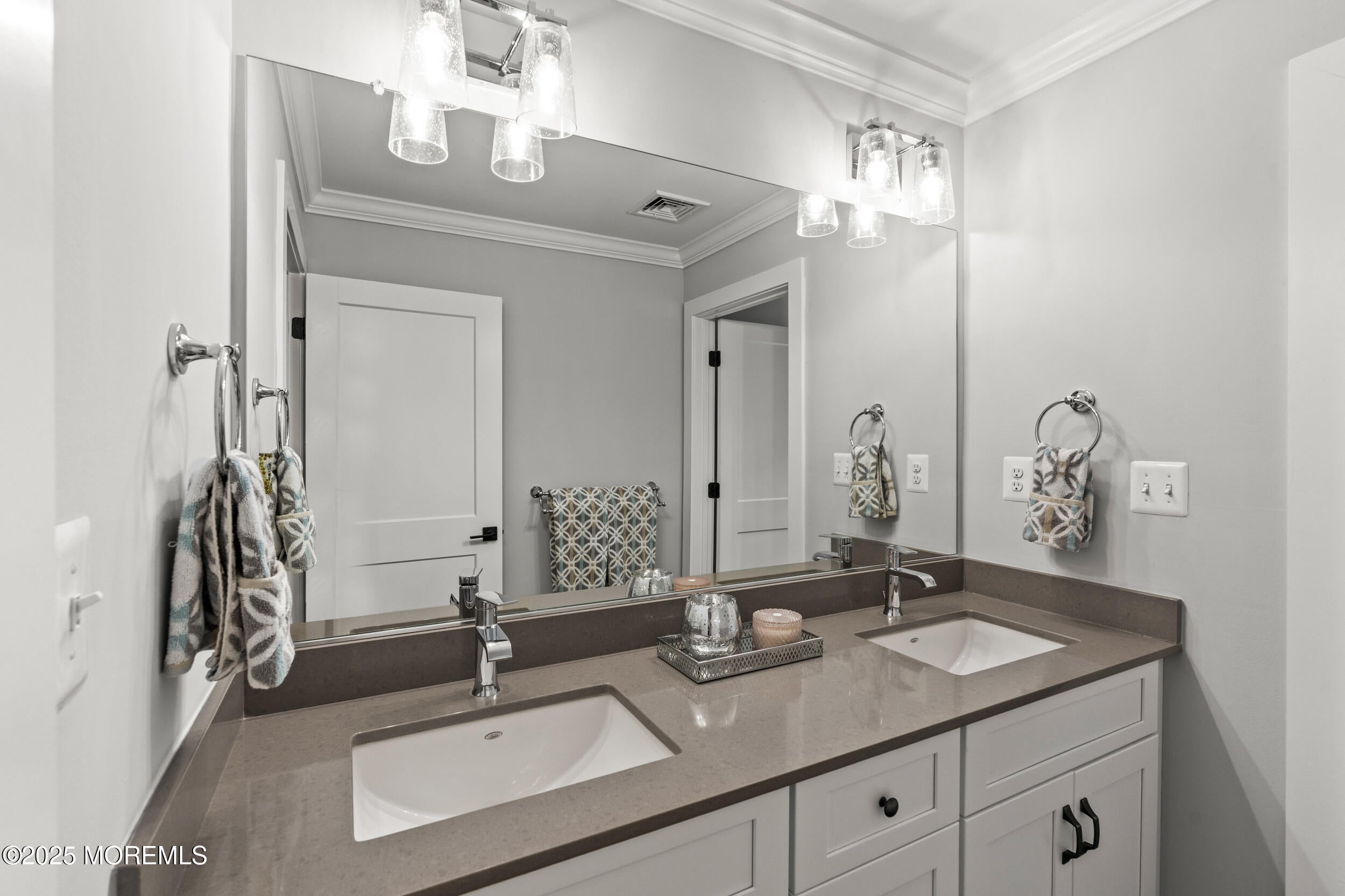 Farmingdale, New Jersey, 07727, United States, 5 Bedrooms Bedrooms, ,5 BathroomsBathrooms,Residential,Active,1900182