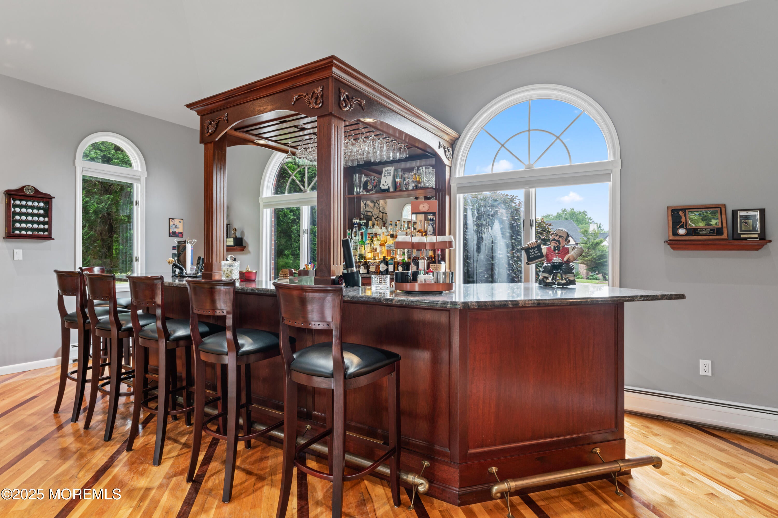 Manalapan, New Jersey, 07726, United States, 4 Bedrooms Bedrooms, ,4 BathroomsBathrooms,Residential,Pending,1909603