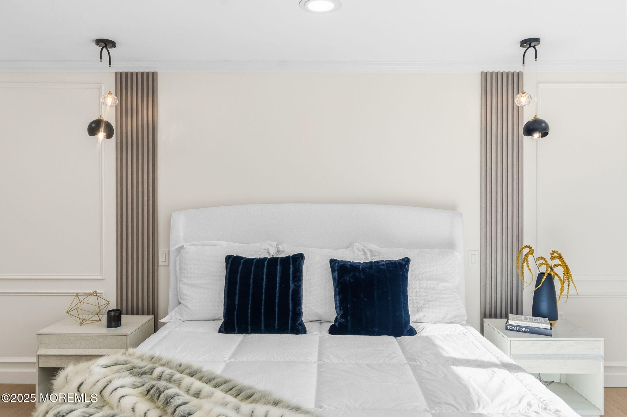 Manalapan, New Jersey, 07726, United States, 5 Bedrooms Bedrooms, ,4 BathroomsBathrooms,Residential,Active,1969663