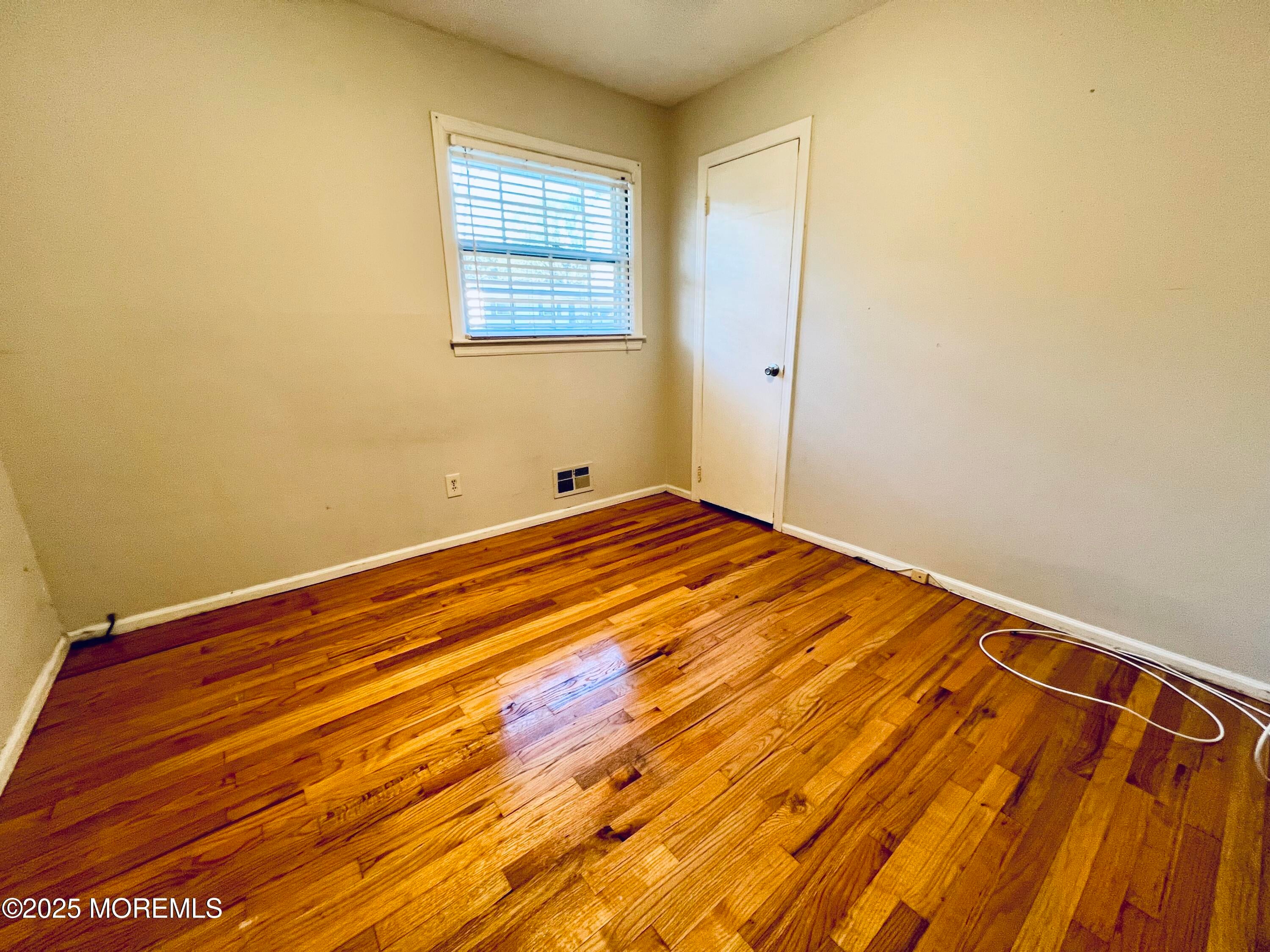 Oakhurst, New Jersey, 07755, United States, 4 Bedrooms Bedrooms, ,2 BathroomsBathrooms,Residential,Active,1905065