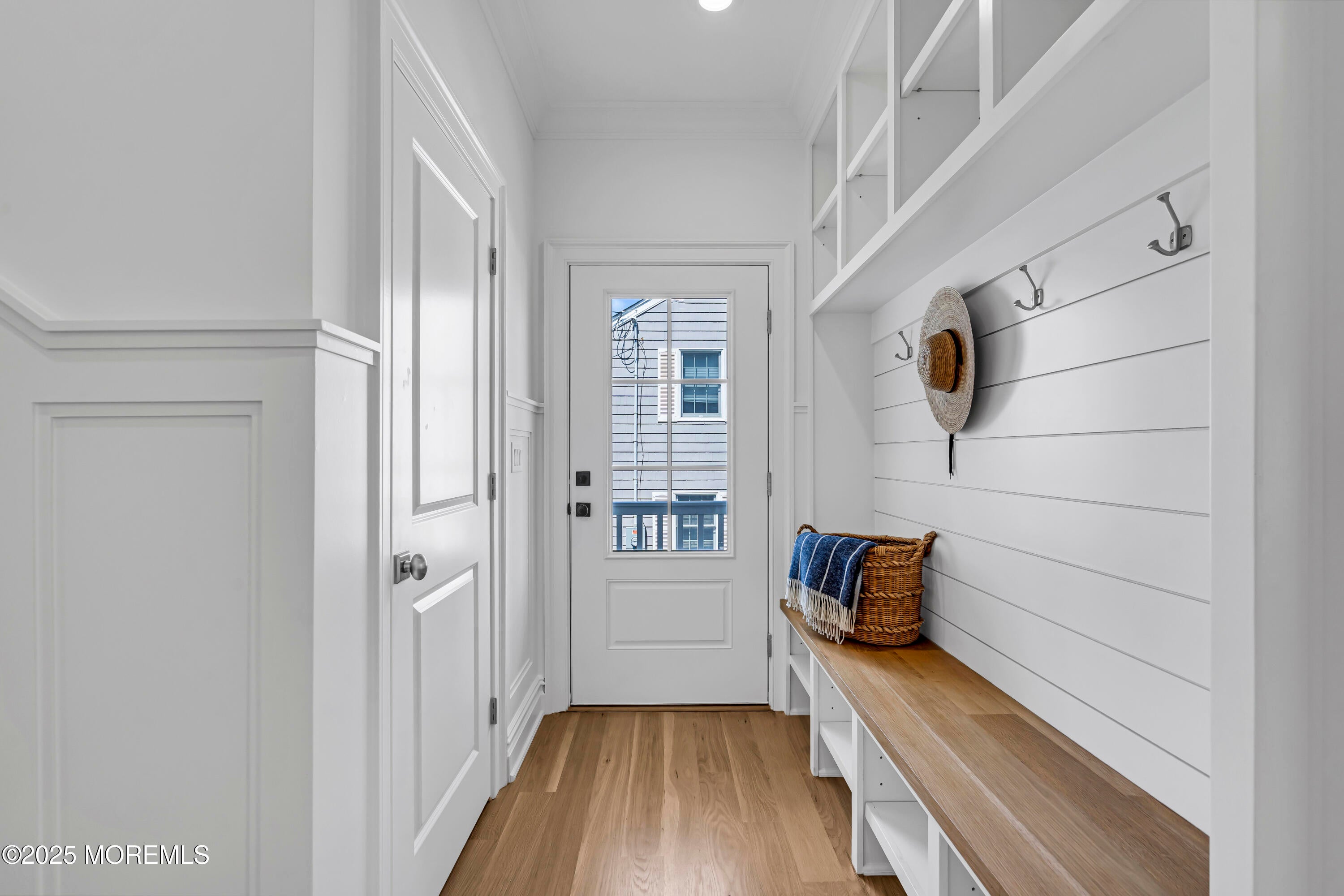 Mantoloking, New Jersey, 08738, United States, 6 Bedrooms Bedrooms, ,6 BathroomsBathrooms,Residential,Active,1904143