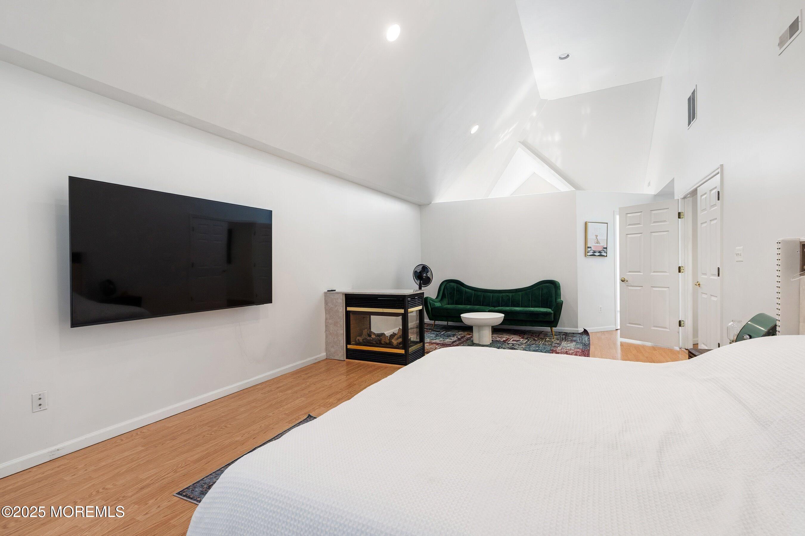 Manasquan, New Jersey, 08736, United States, 6 Bedrooms Bedrooms, ,5 BathroomsBathrooms,Residential,Active,1936615