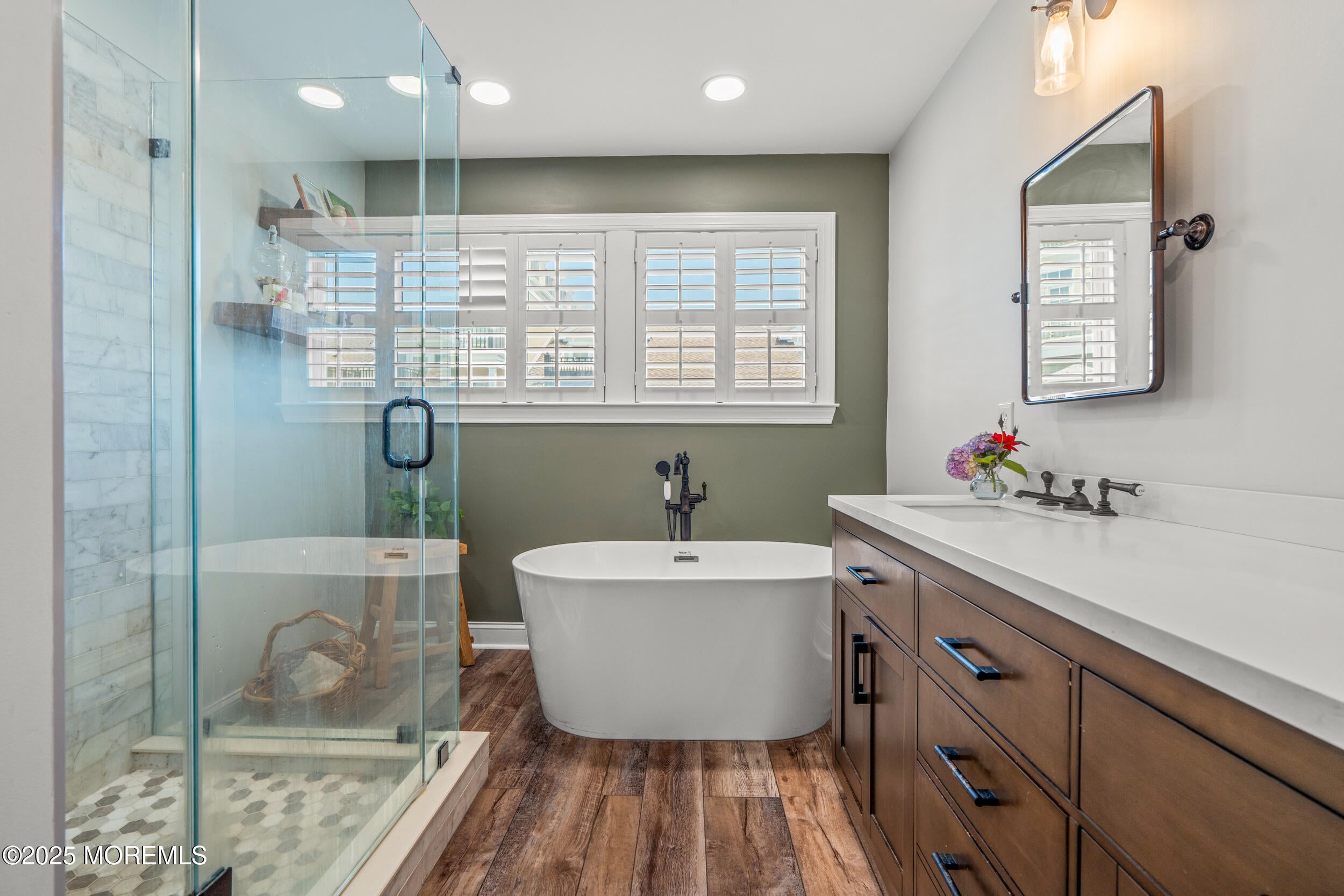 Asbury Park, New Jersey, 07712, United States, 3 Bedrooms Bedrooms, ,4 BathroomsBathrooms,Residential,Active,1909902