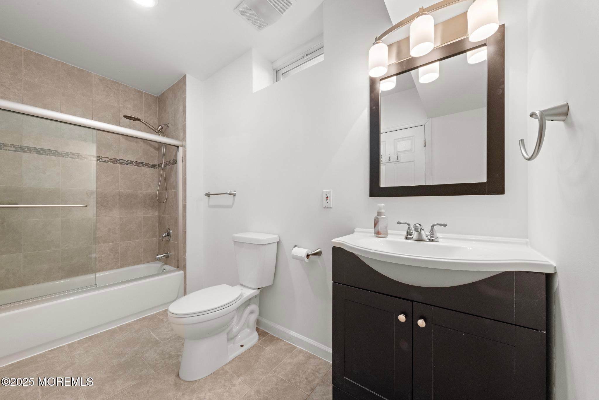 West Long Branch, New Jersey, 07764, United States, 4 Bedrooms Bedrooms, ,4 BathroomsBathrooms,Residential,Active,1903194
