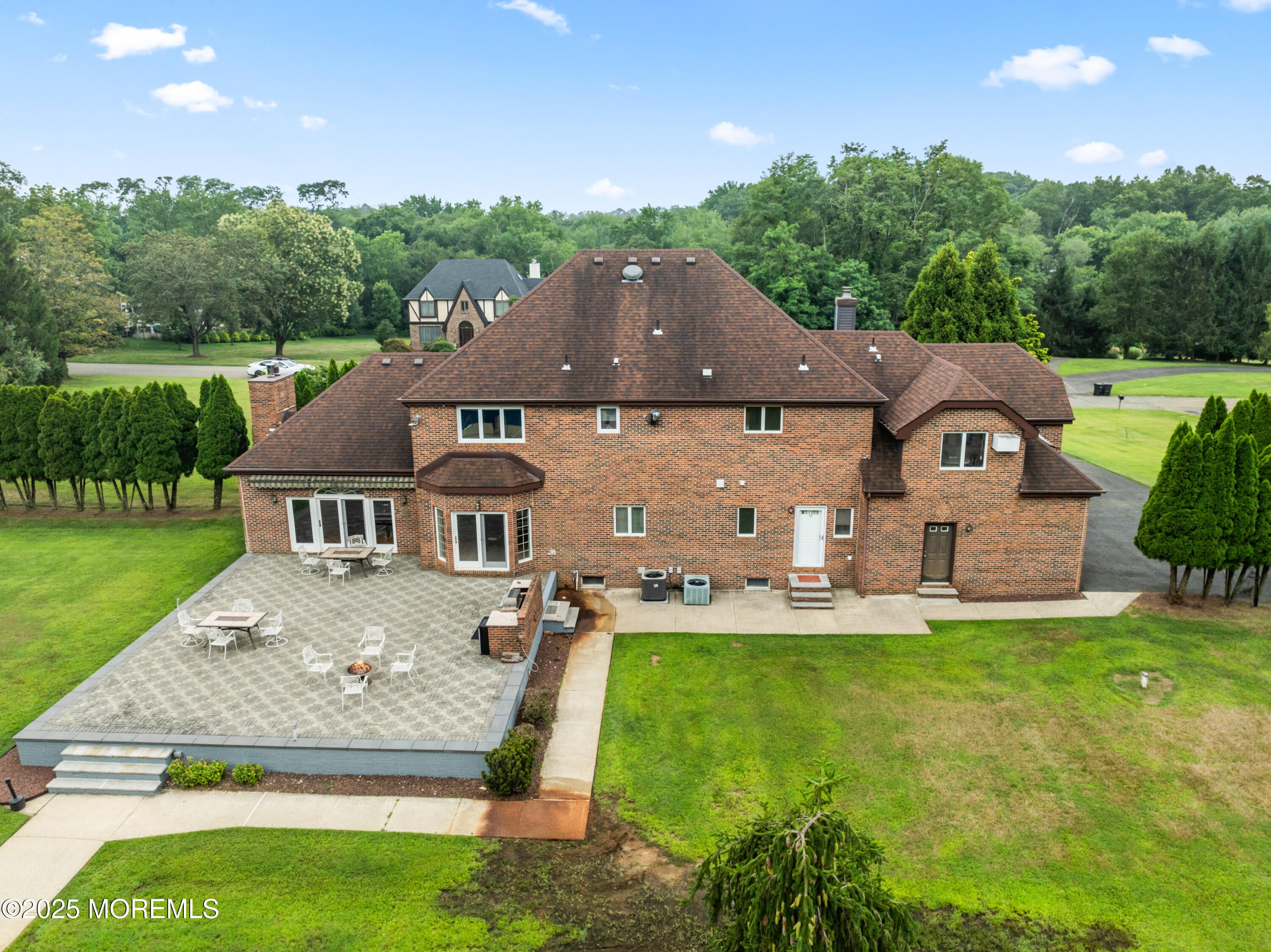 Manalapan, New Jersey, 07726, United States, 4 Bedrooms Bedrooms, ,4 BathroomsBathrooms,Residential,Pending,1909603