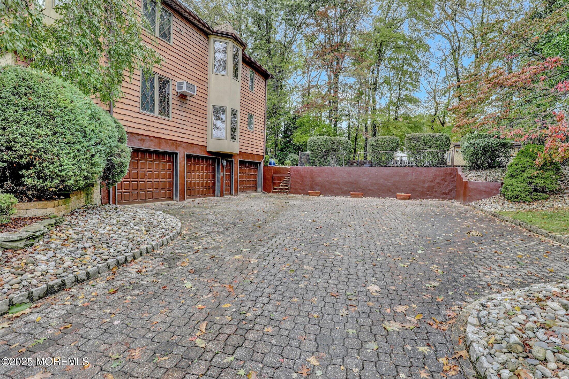 Morganville, New Jersey, 07751, United States, 7 Bedrooms Bedrooms, ,8 BathroomsBathrooms,Residential,Active,1969753