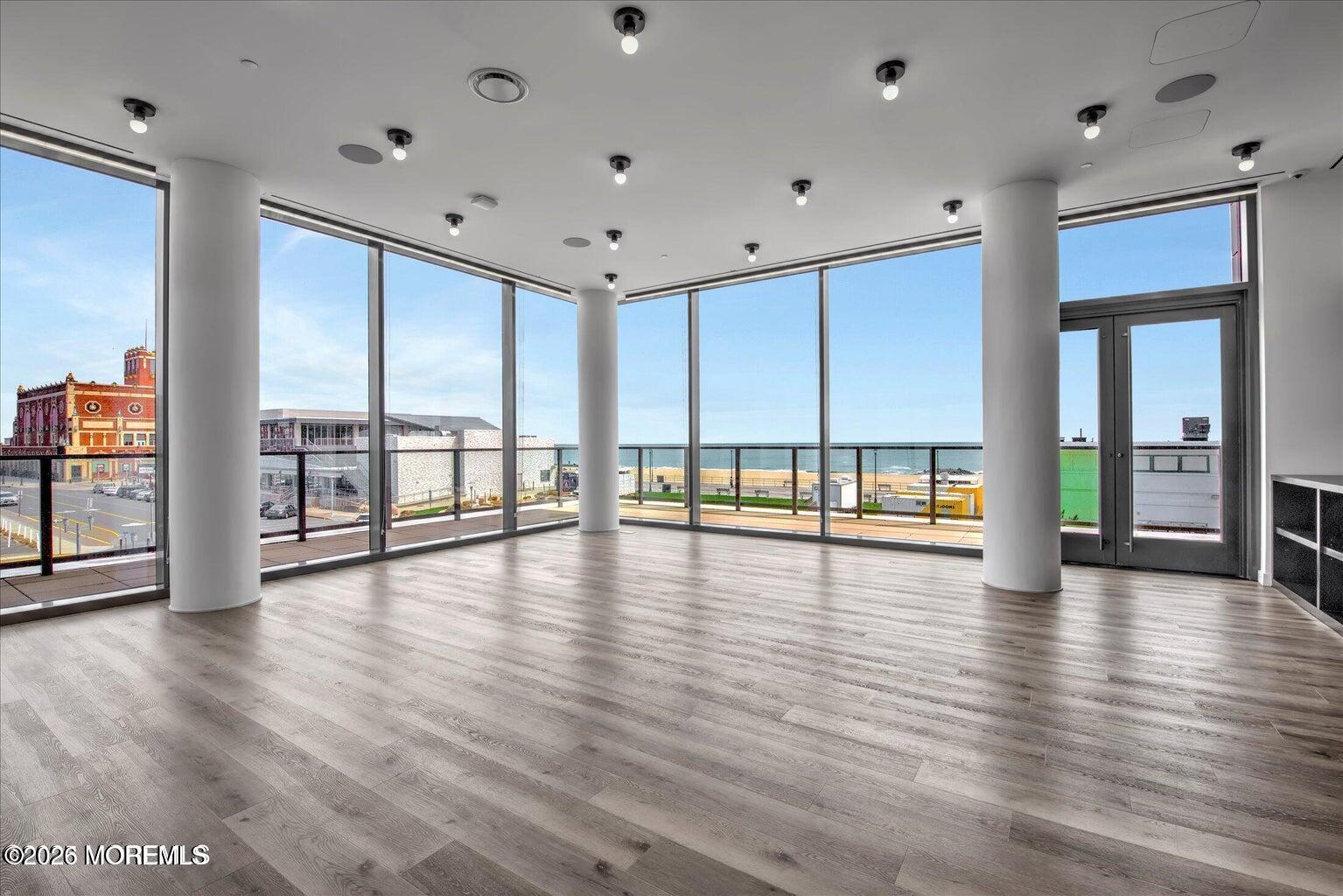 Asbury Park, New Jersey, 07712, United States, 2 Bedrooms Bedrooms, ,2 BathroomsBathrooms,Residential,Active,2007342