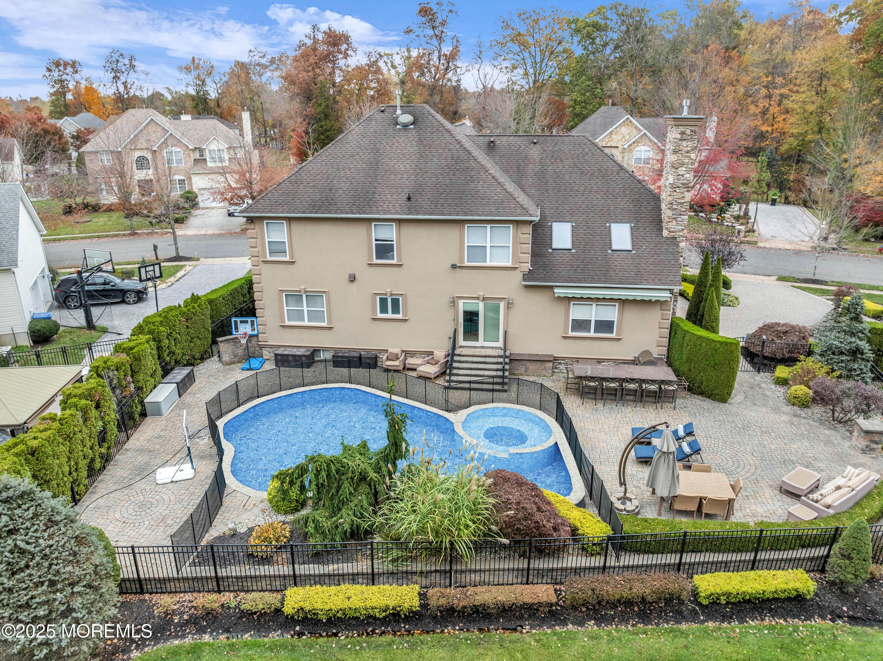 Old Bridge, New Jersey, 08857, United States, 5 Bedrooms Bedrooms, ,4 BathroomsBathrooms,Residential,Pending,1992258