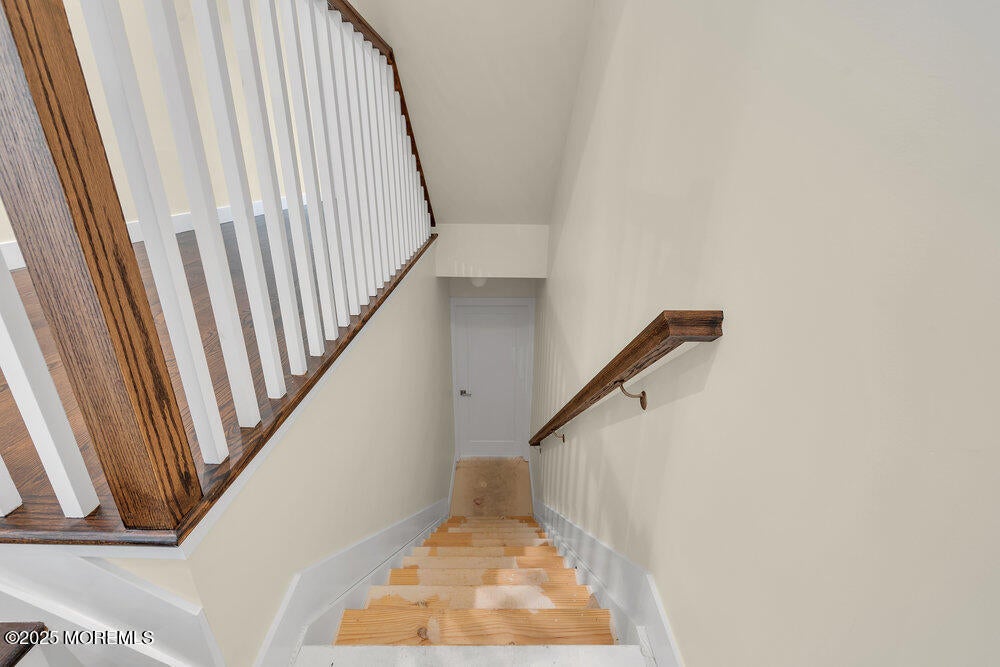 Jackson, New Jersey, 08527, United States, 6 Bedrooms Bedrooms, ,4 BathroomsBathrooms,Residential,Active,1973337