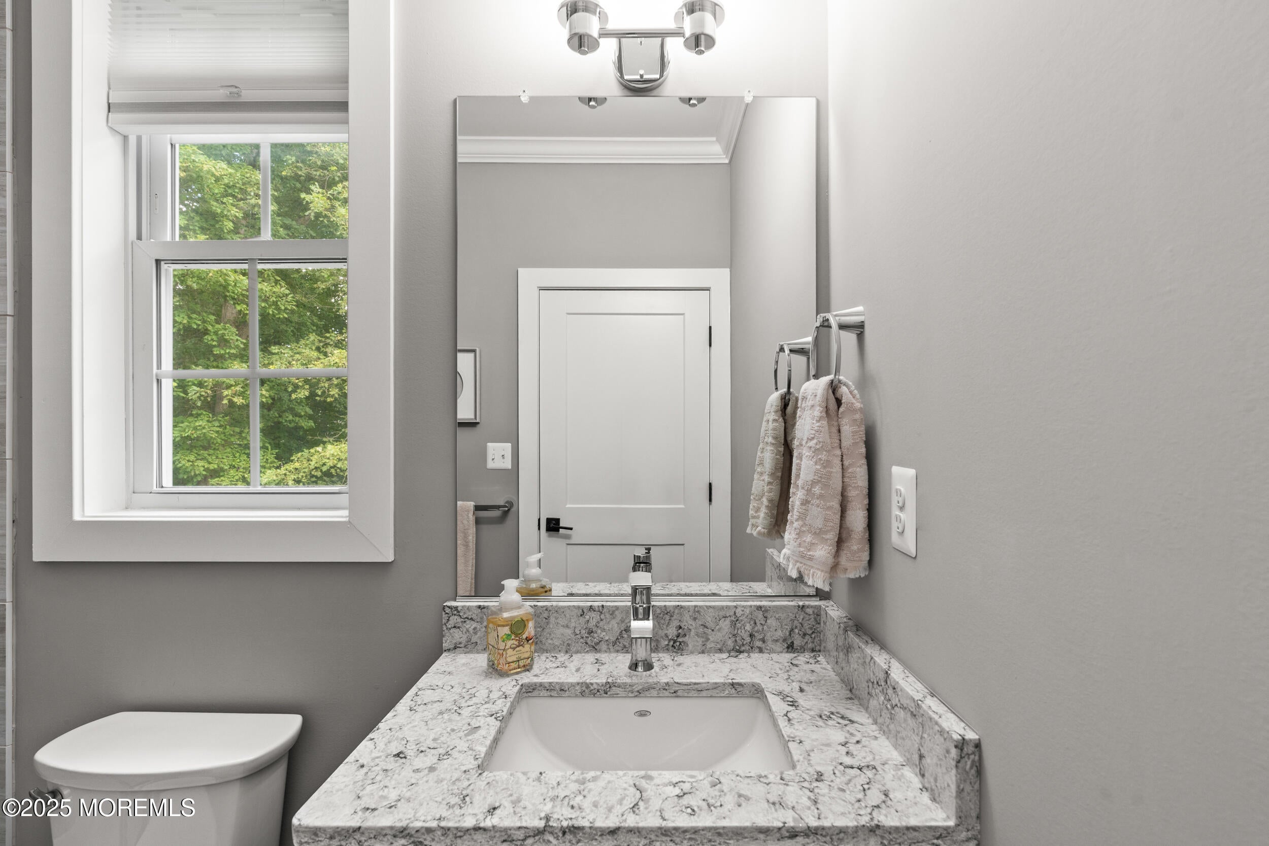 Farmingdale, New Jersey, 07727, United States, 5 Bedrooms Bedrooms, ,5 BathroomsBathrooms,Residential,Active,1900182