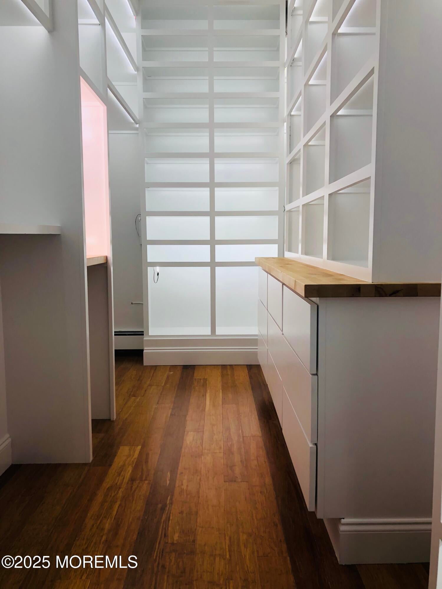 Atlantic Highlands, New Jersey, 07716, United States, 5 Bedrooms Bedrooms, ,5 BathroomsBathrooms,Residential,Active,1843829
