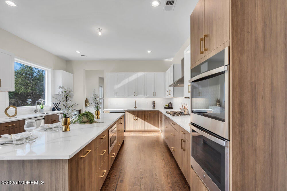 Jackson, New Jersey, 08527, United States, 6 Bedrooms Bedrooms, ,4 BathroomsBathrooms,Residential,Active,2007039