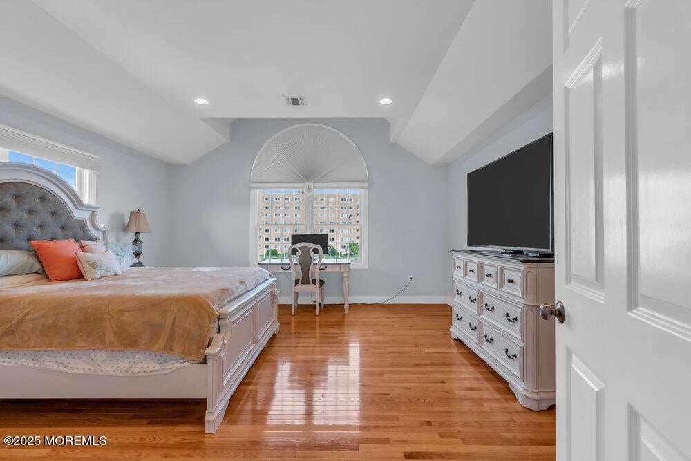 Long Branch, New Jersey, 07740, United States, 4 Bedrooms Bedrooms, ,4 BathroomsBathrooms,Residential,Active,1941125