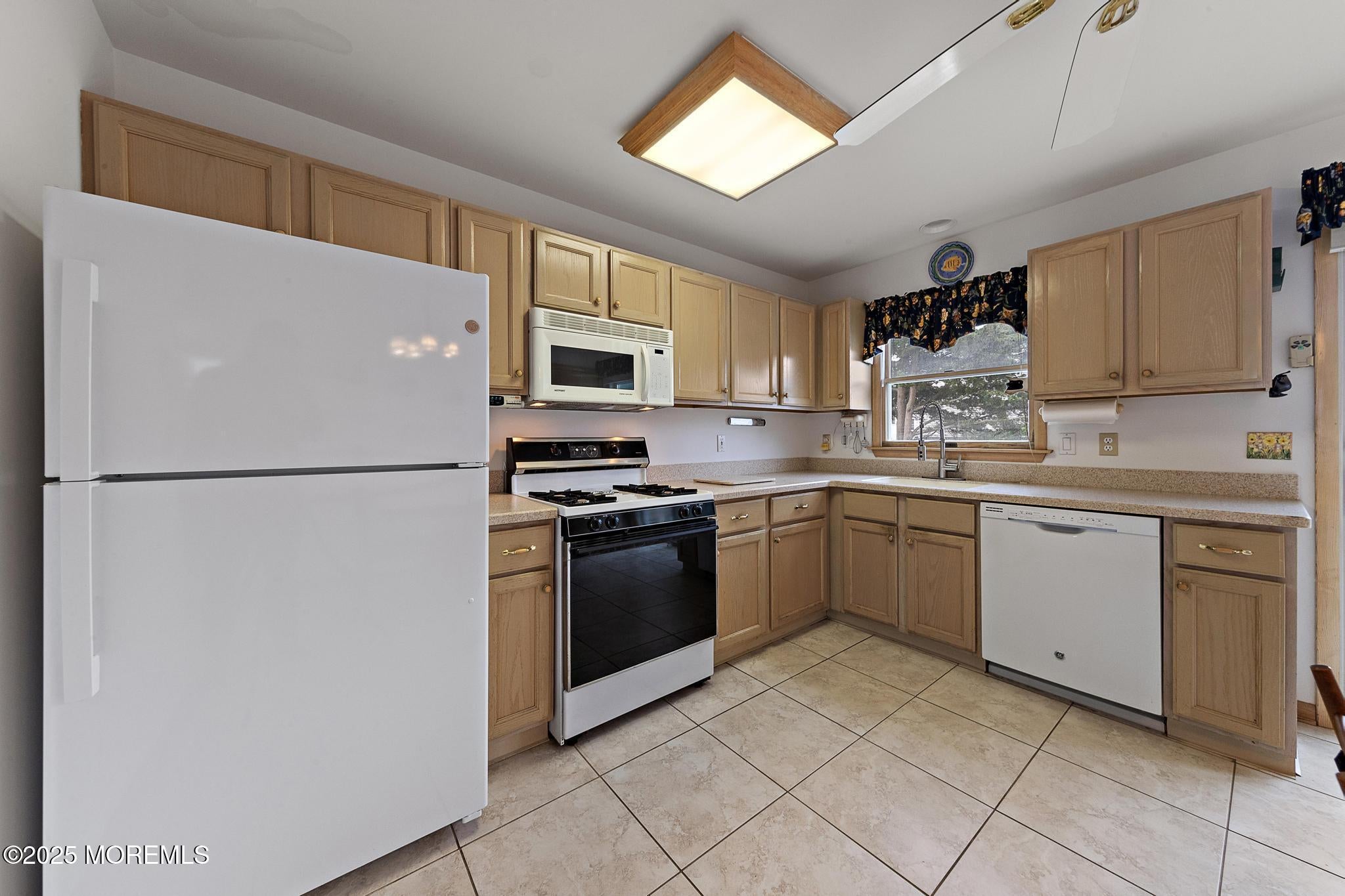 Long Beach Twp, New Jersey, 08008, United States, 4 Bedrooms Bedrooms, ,3 BathroomsBathrooms,Residential,Active,1969774