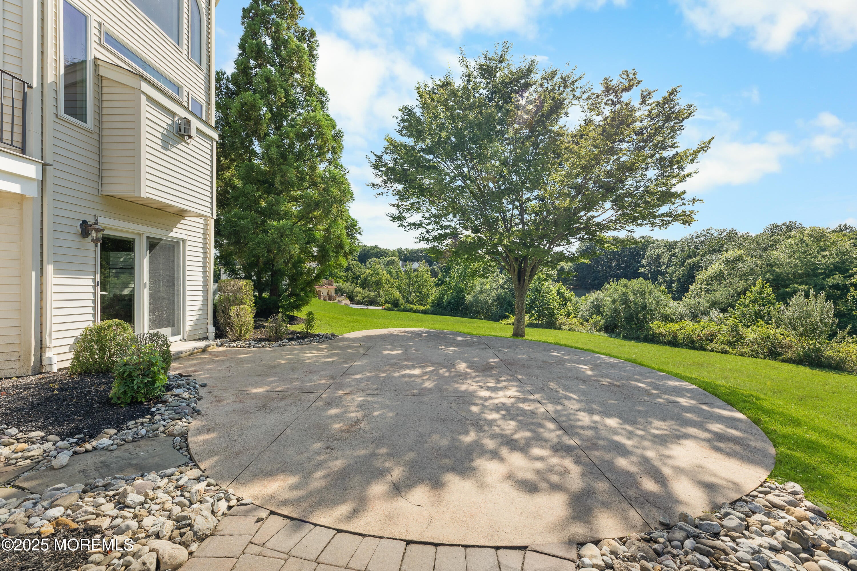 Millstone, New Jersey, 08510, United States, 5 Bedrooms Bedrooms, ,6 BathroomsBathrooms,Residential,Active,1954020