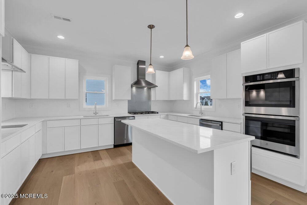 Toms River, New Jersey, 08755, United States, 5 Bedrooms Bedrooms, ,5 BathroomsBathrooms,Residential,Active,1997624