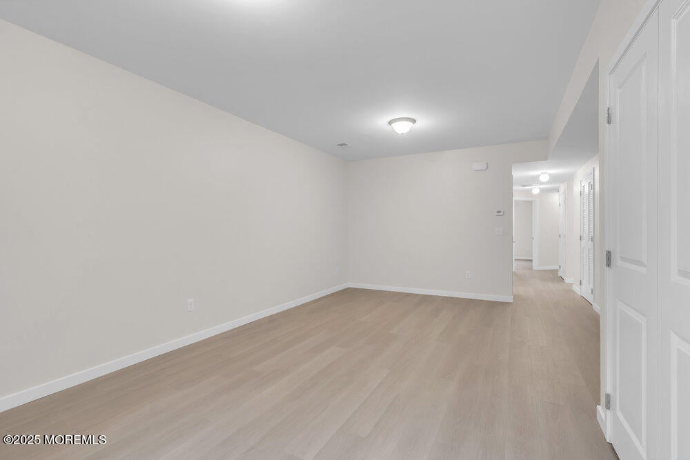 Lakewood, New Jersey, 08701, United States, 5 Bedrooms Bedrooms, ,4 BathroomsBathrooms,Residential,Active,1973269