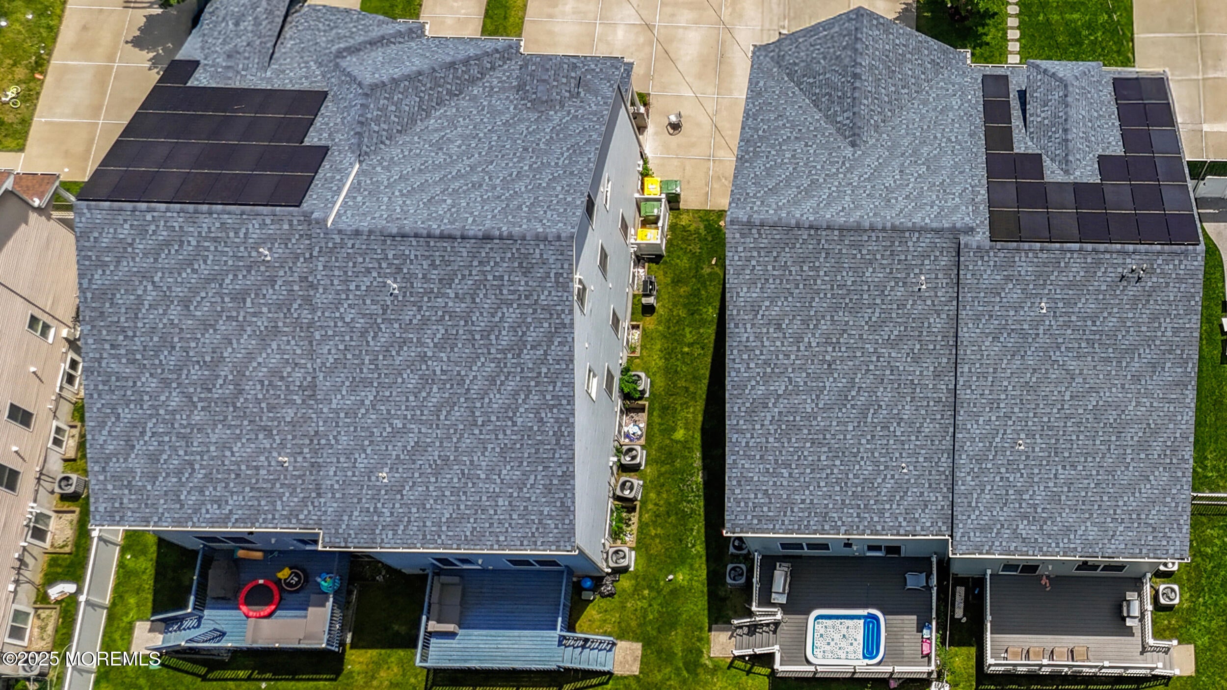 Lakewood, New Jersey, 08701, United States, 10 Bedrooms Bedrooms, ,6 BathroomsBathrooms,Residential,Pending,1973270