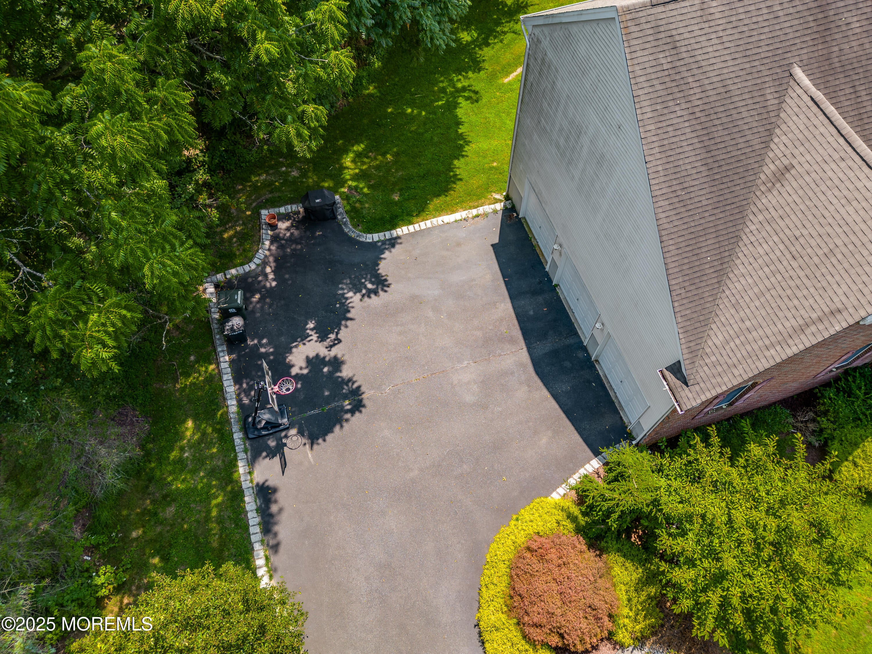 Marlboro, New Jersey, 07746, United States, 5 Bedrooms Bedrooms, ,5 BathroomsBathrooms,Residential,Active,1985596