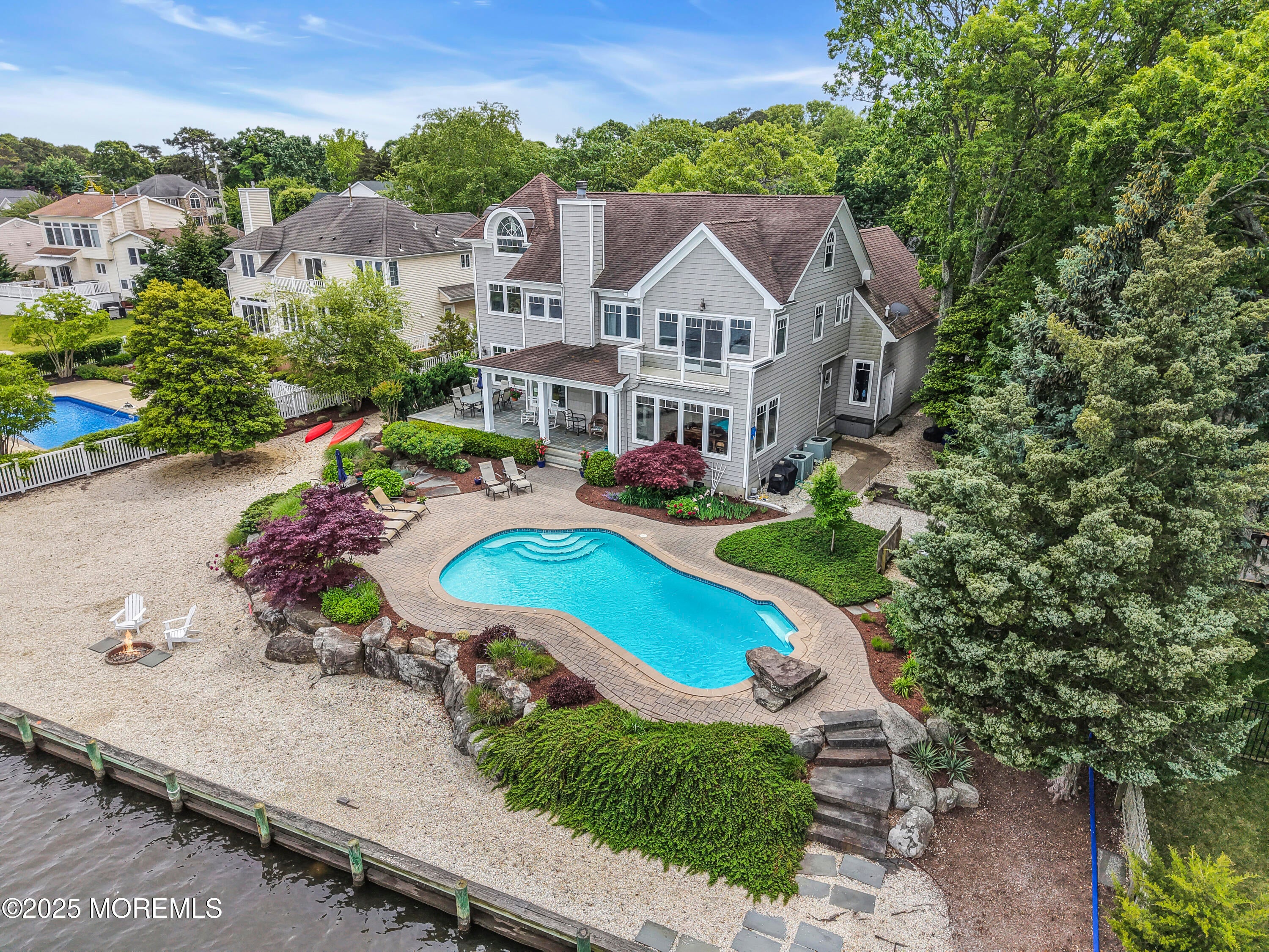 Brick, New Jersey, 08724, United States, 5 Bedrooms Bedrooms, ,3 BathroomsBathrooms,Residential,Pending,1829918