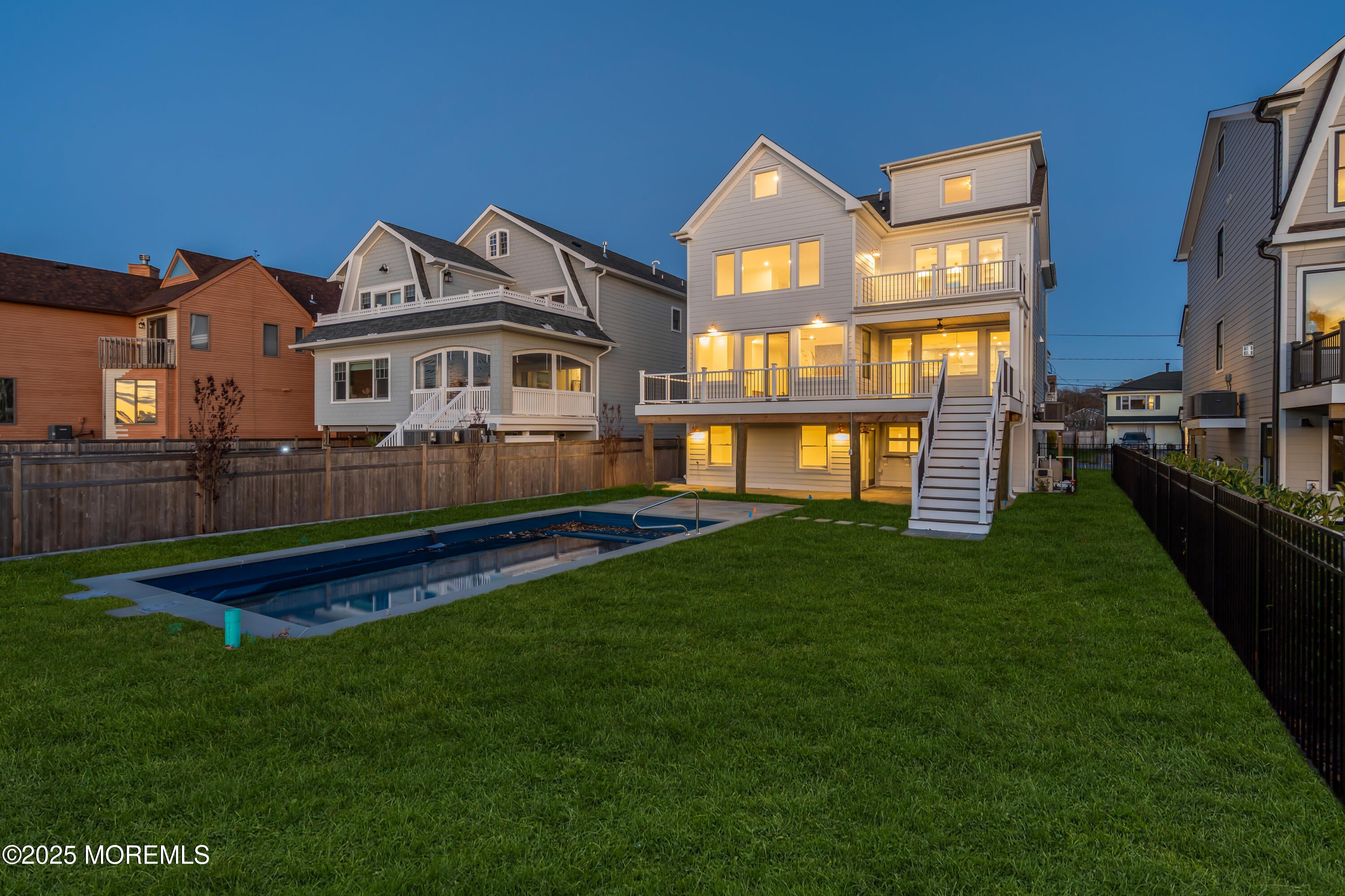 Point Pleasant, New Jersey, 08742, United States, 5 Bedrooms Bedrooms, ,4 BathroomsBathrooms,Residential,Active,1992294